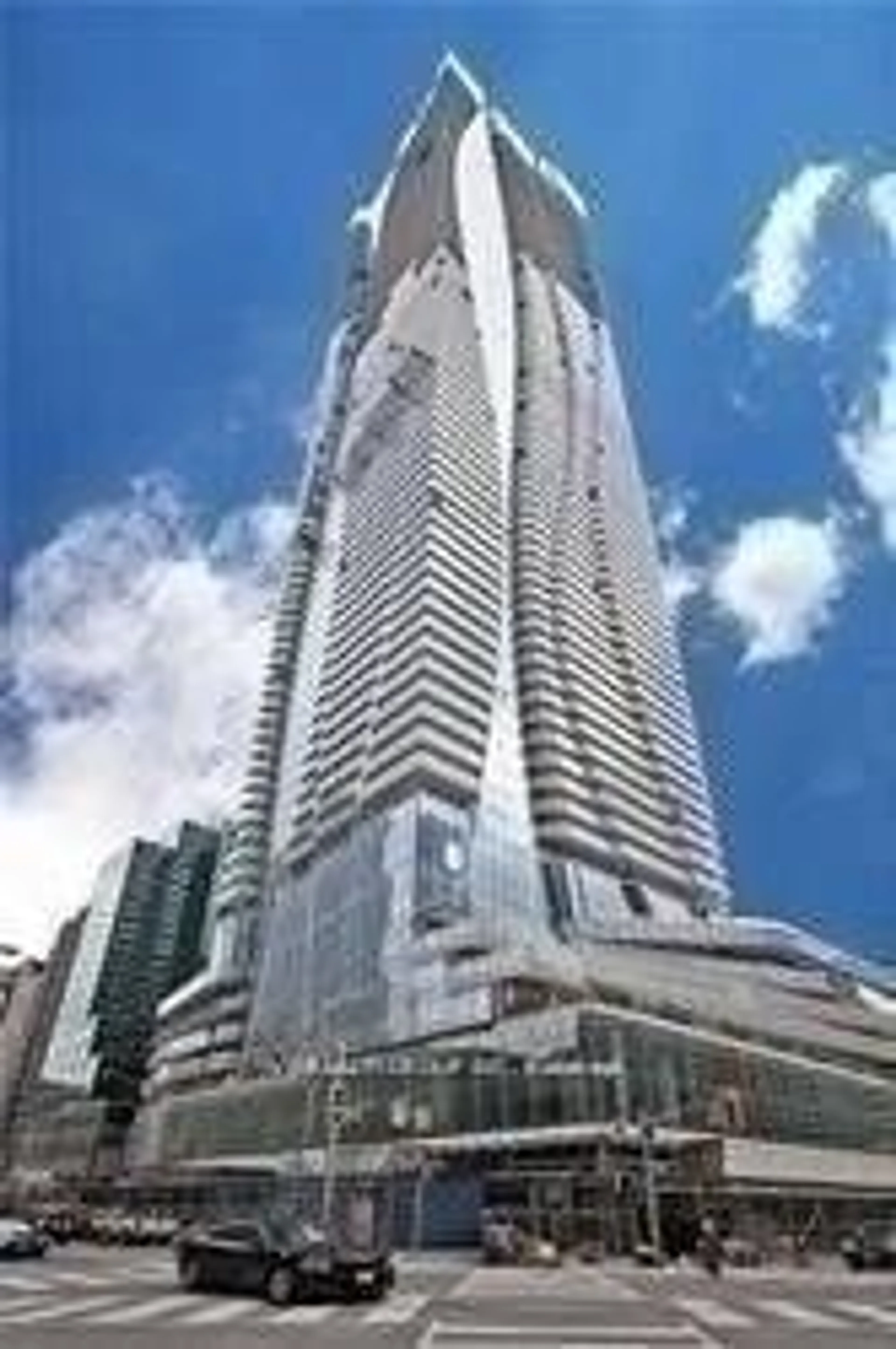 A pic from exterior of the house or condo for 1 Bloor St #2209, Toronto Ontario M4W 1A9