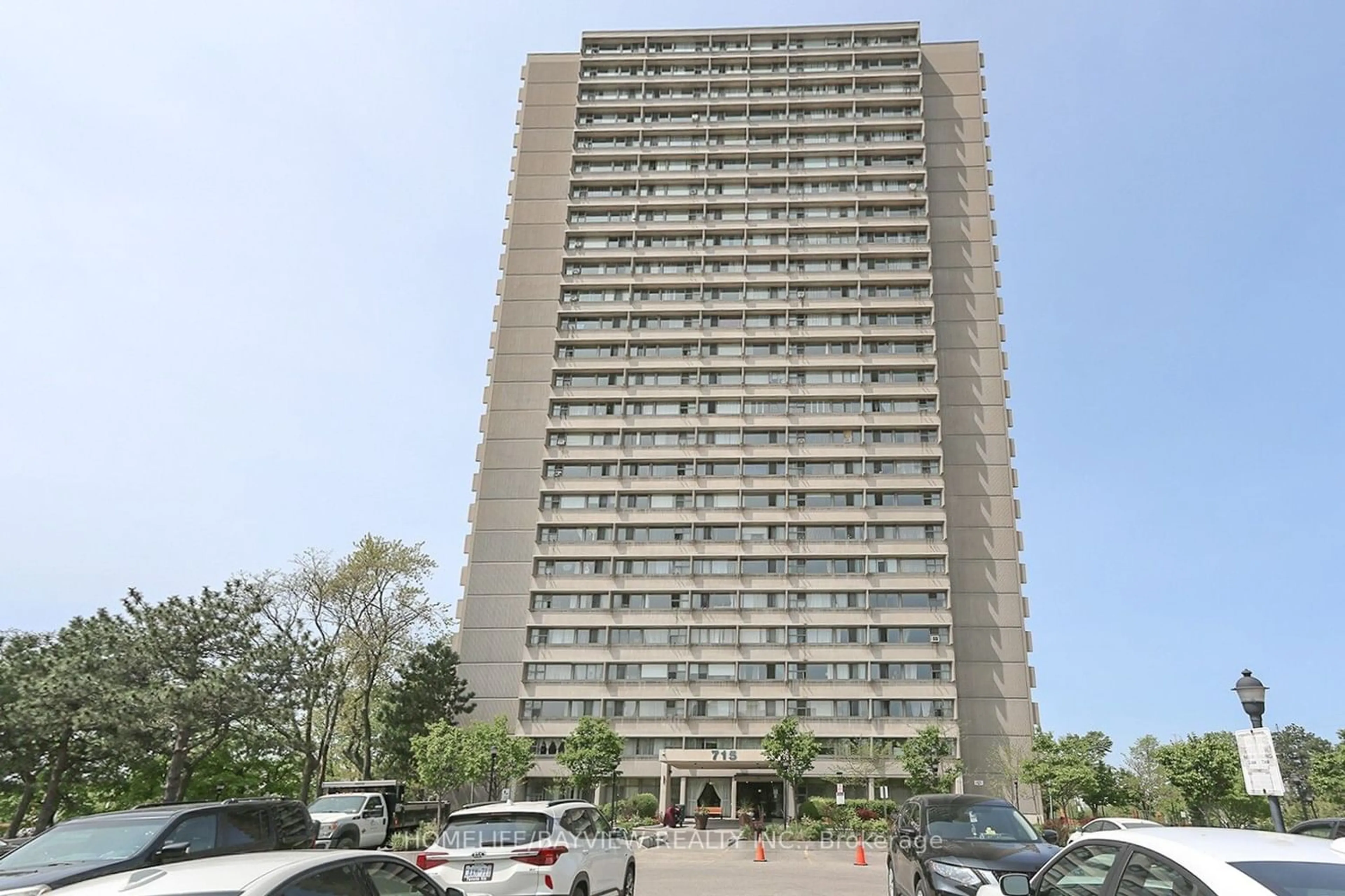 A pic from exterior of the house or condo for 715 Don Mills Rd #602, Toronto Ontario M3C 1S4