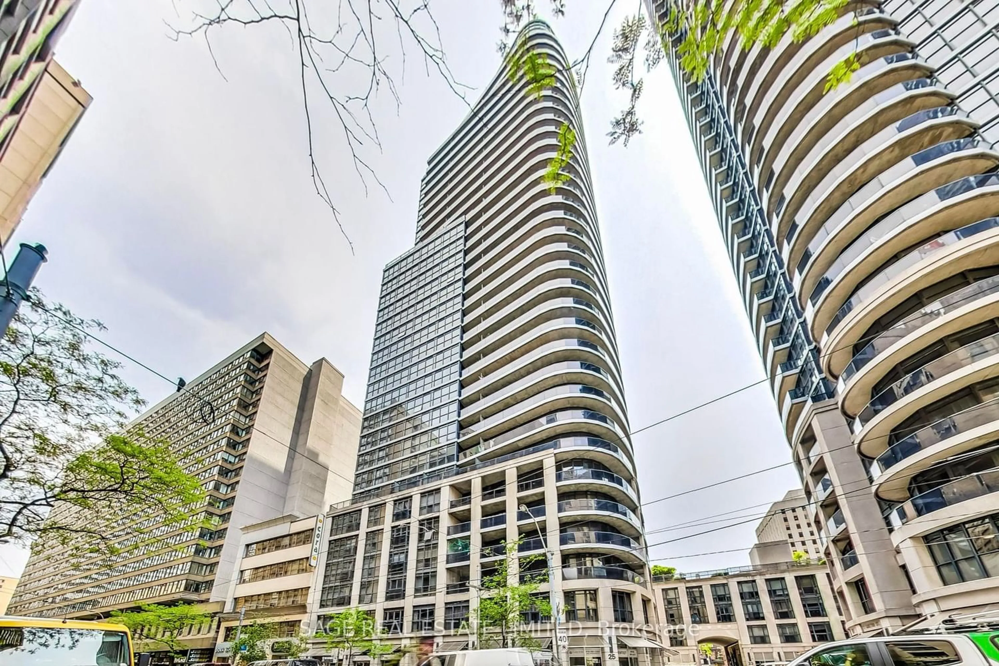A pic from exterior of the house or condo for 25 Carlton St #2207, Toronto Ontario M5B 1L4