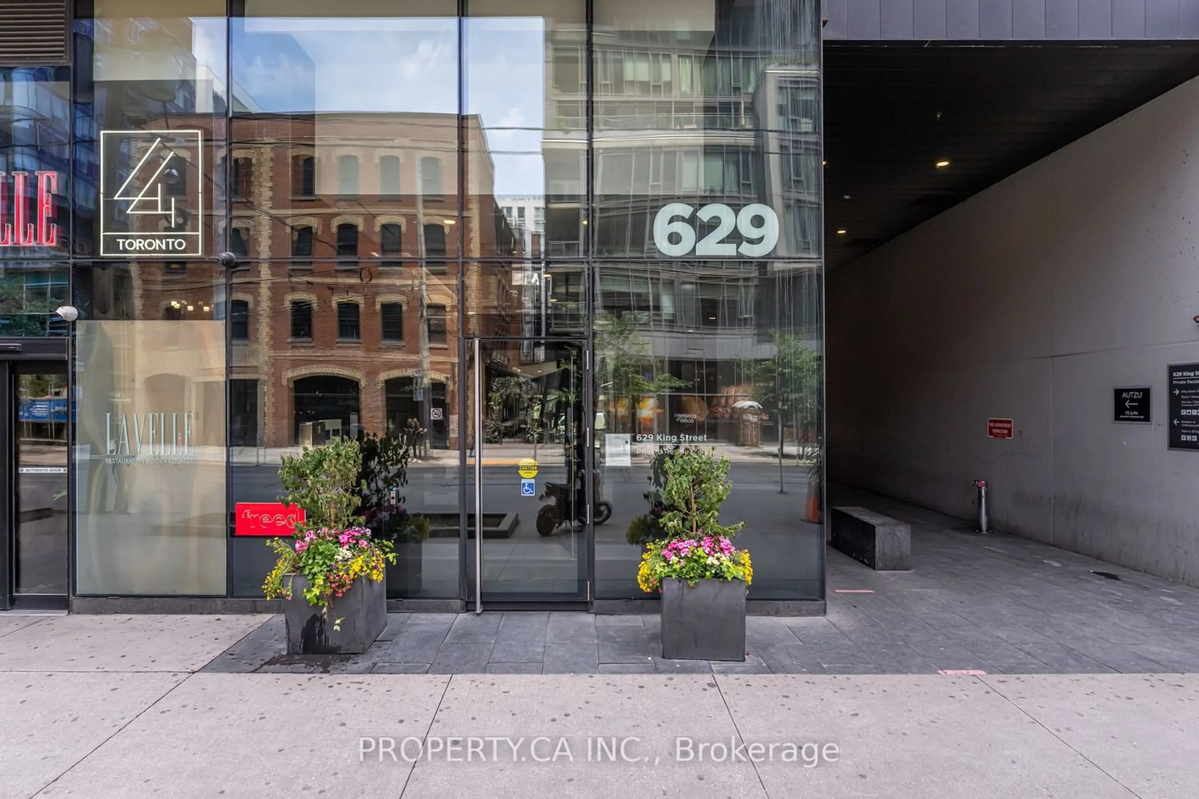 Outside view for 38 Stewart St #507, Toronto Ontario M5V 0H1