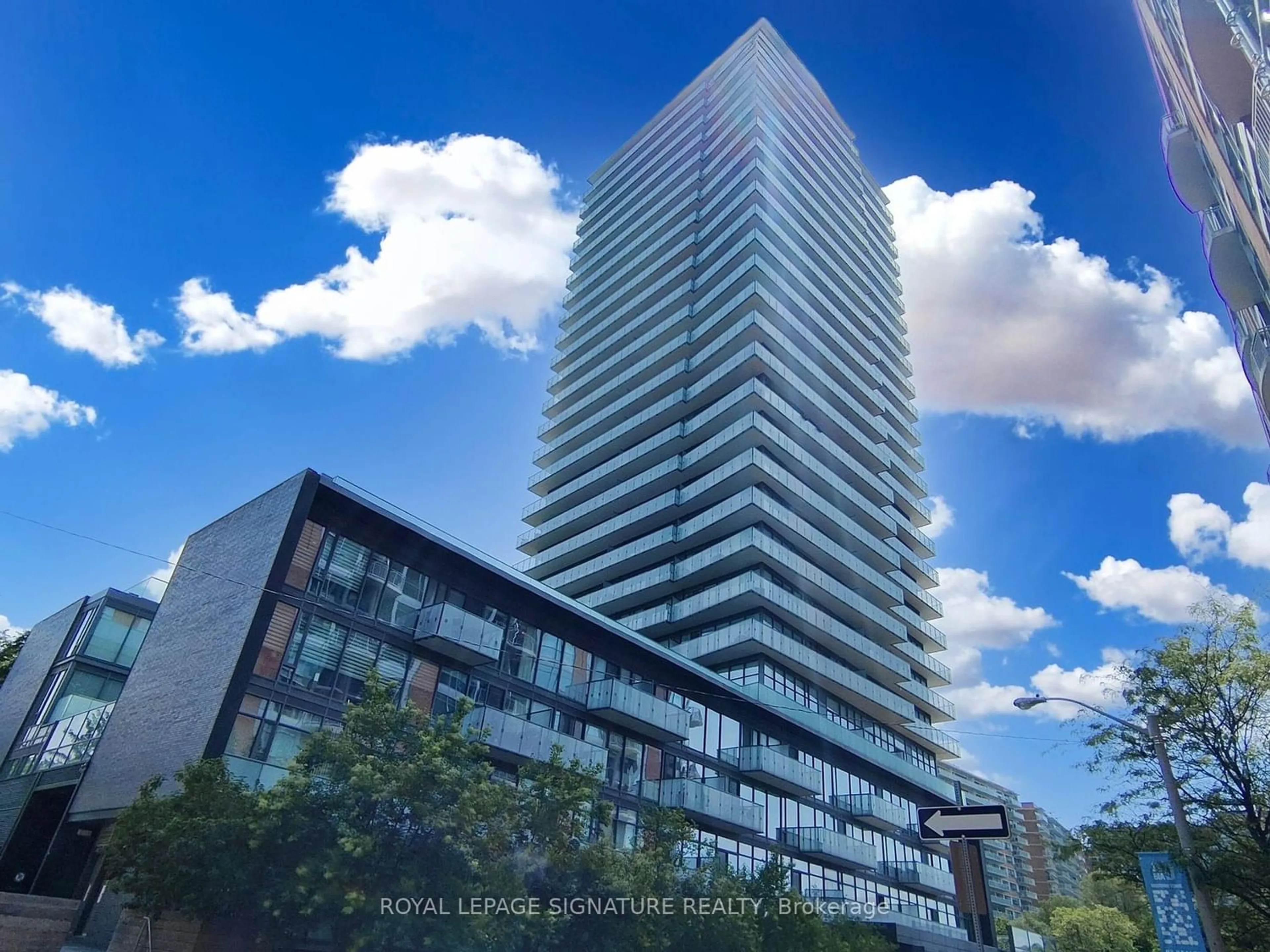 A pic from exterior of the house or condo for 1815 Yonge St #411, Toronto Ontario M4T 2A4