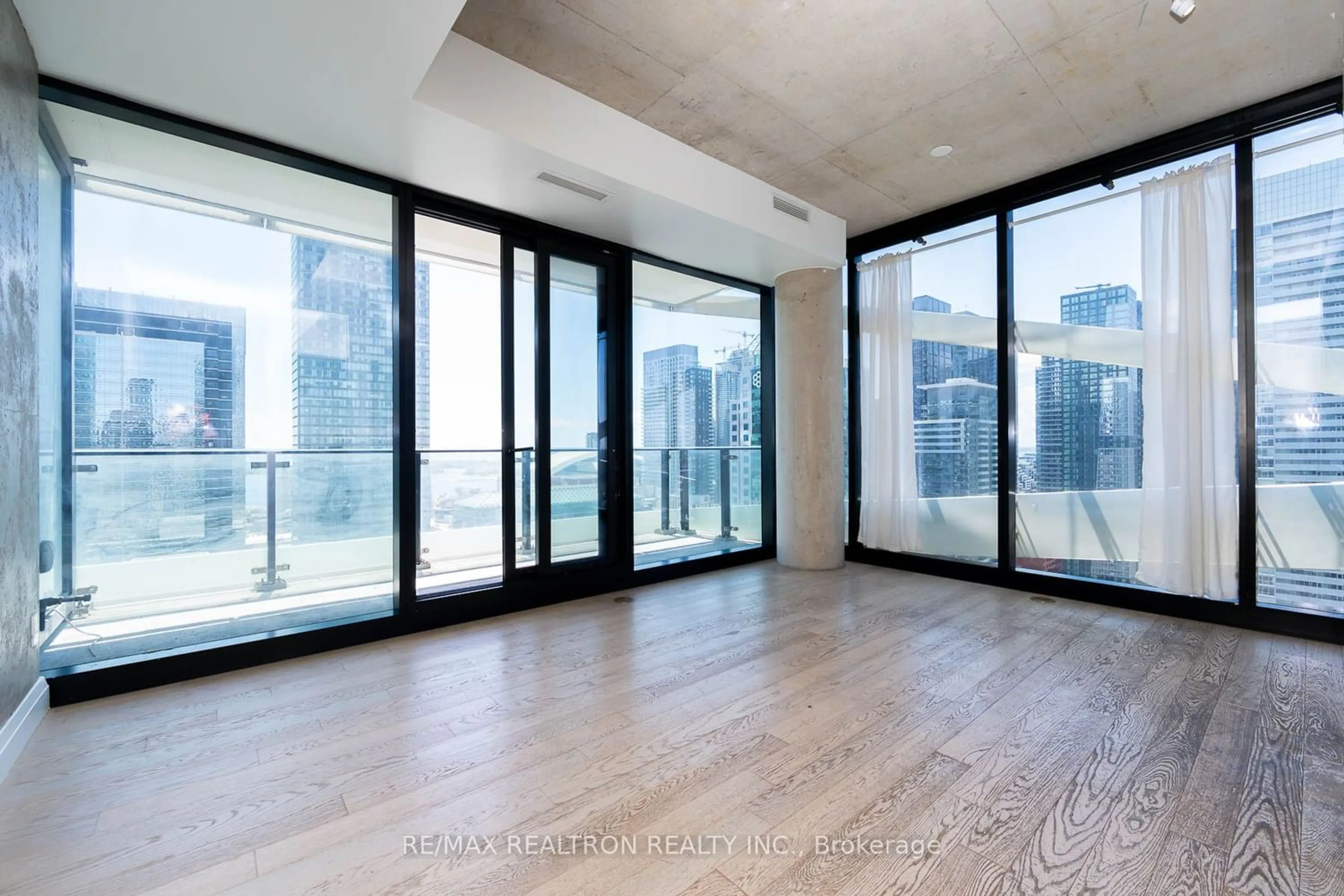Other indoor space for 224 King St #2606, Toronto Ontario M5H 0A6