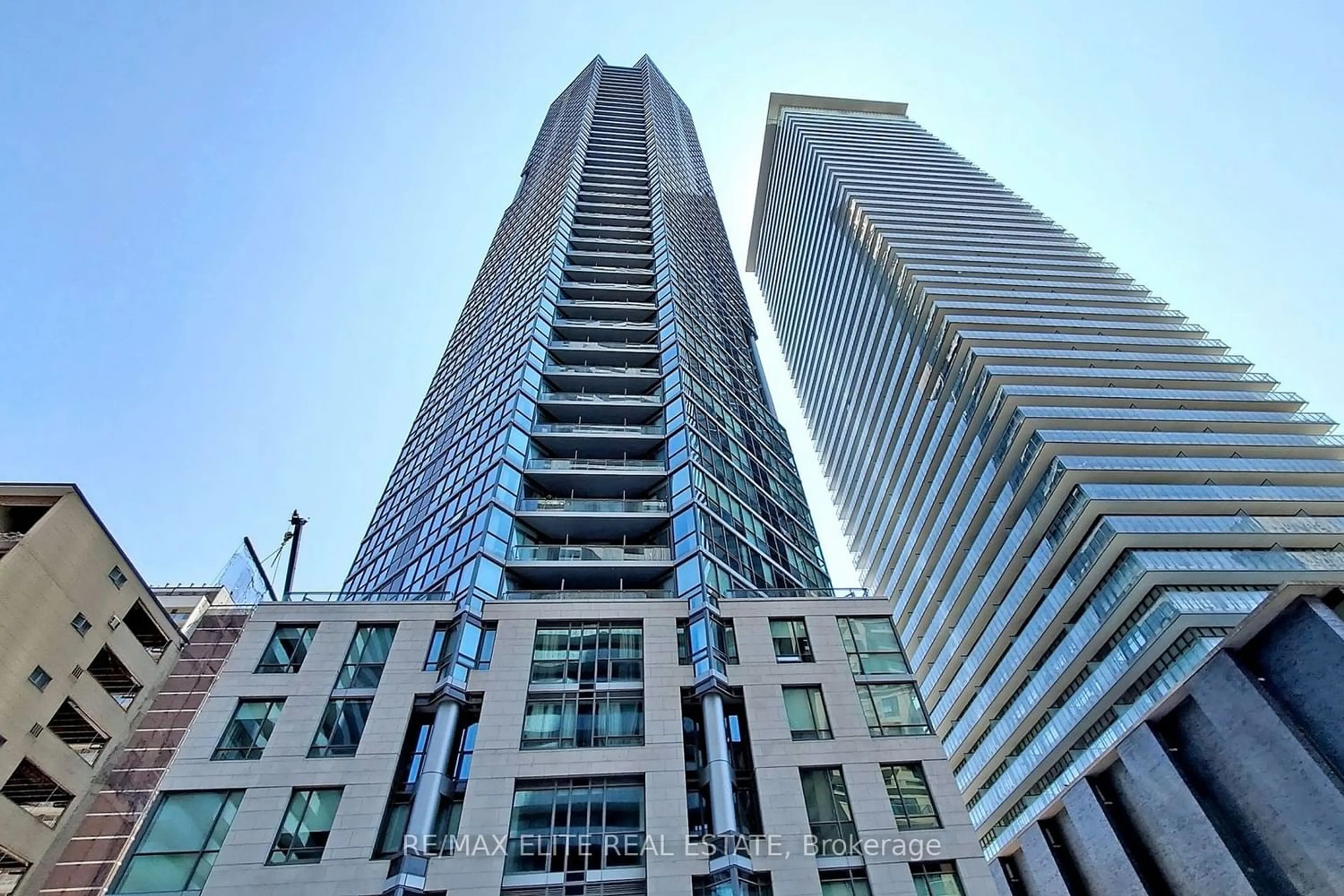 A pic from exterior of the house or condo for 45 Charles St #4108, Toronto Ontario M4Y 1S2