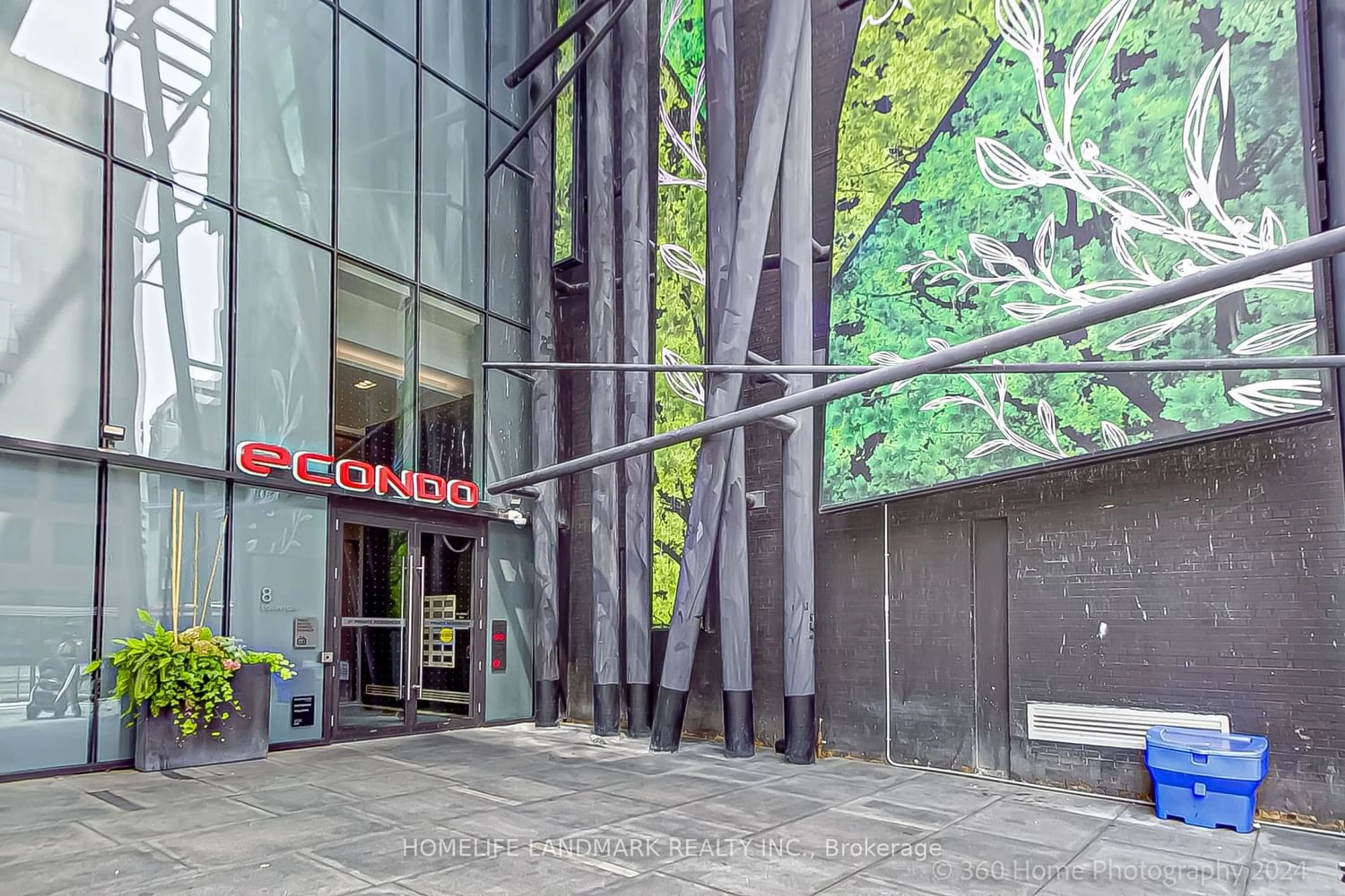 Street view for 8 Eglinton Ave #508, Toronto Ontario M4P 0C1