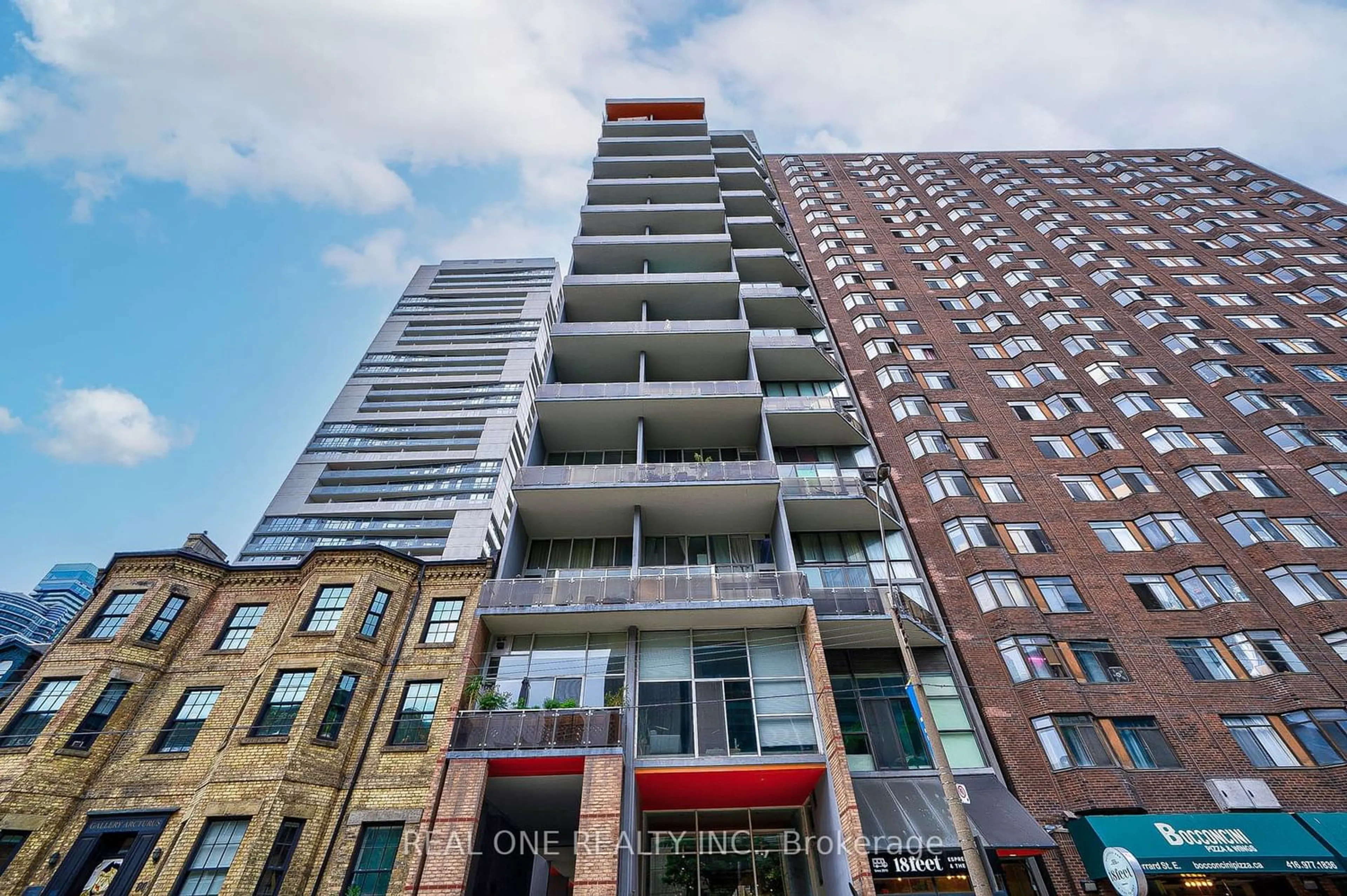 A pic from exterior of the house or condo for 86 Gerrard St #14D, Toronto Ontario M5B 2J1