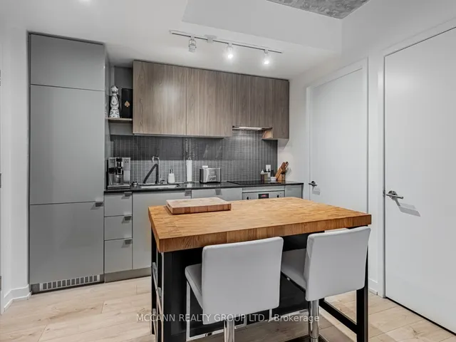 Additional property image - 161 Roehampton Ave Unit 332