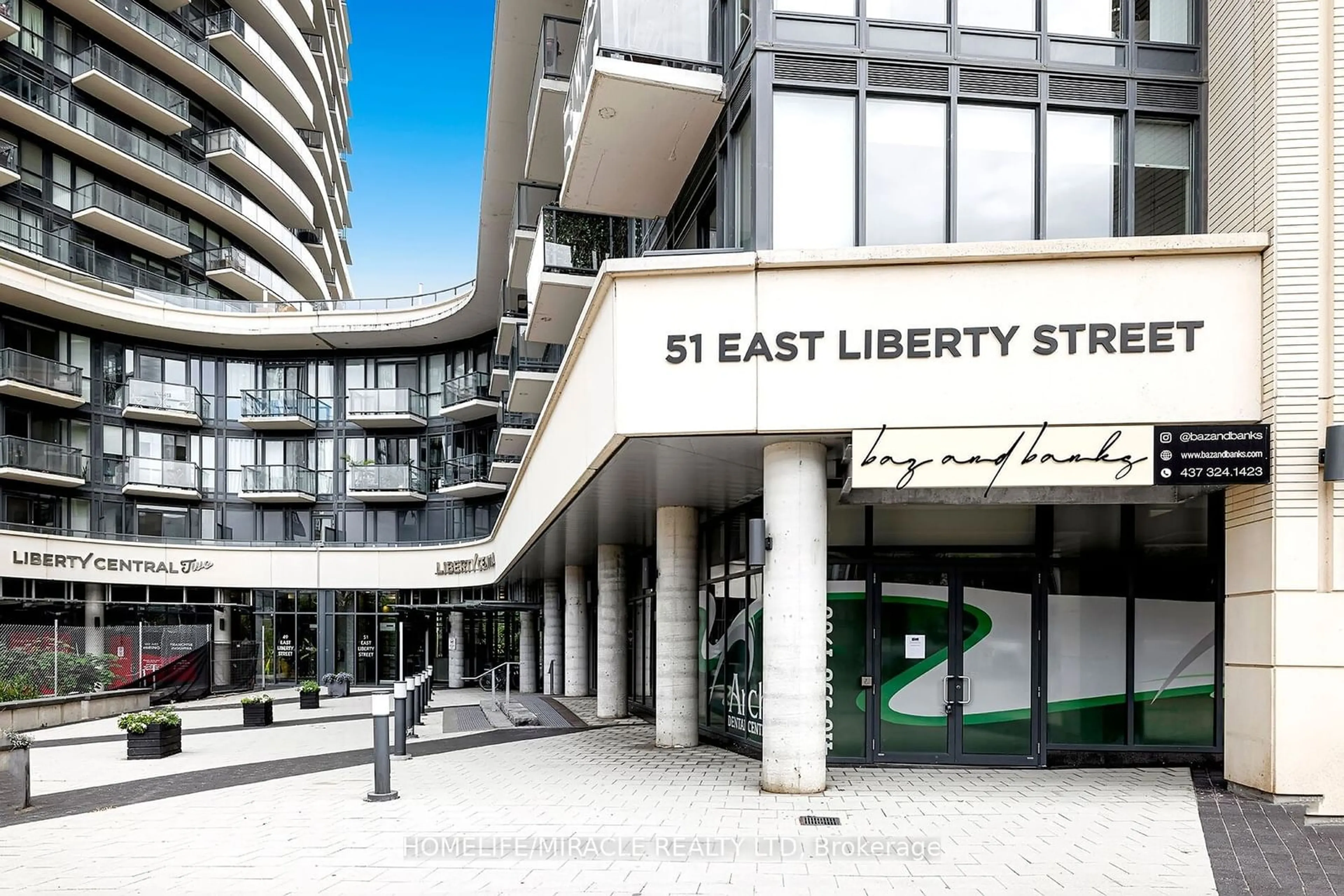 Indoor lobby for 51 East Liberty St #1108, Toronto Ontario M6K 3P8