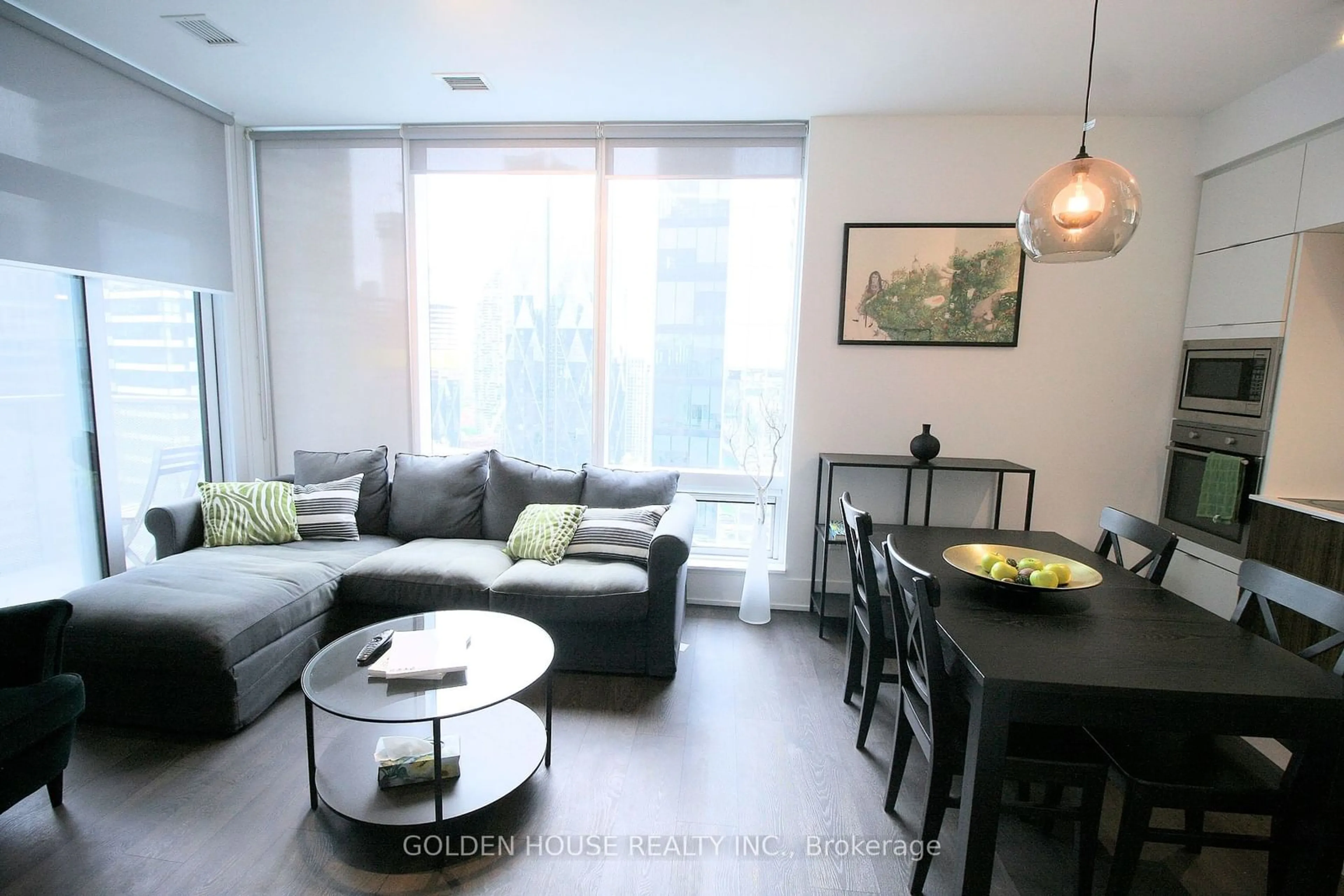 Living room for 10 York St #3803, Toronto Ontario M5J 0E1