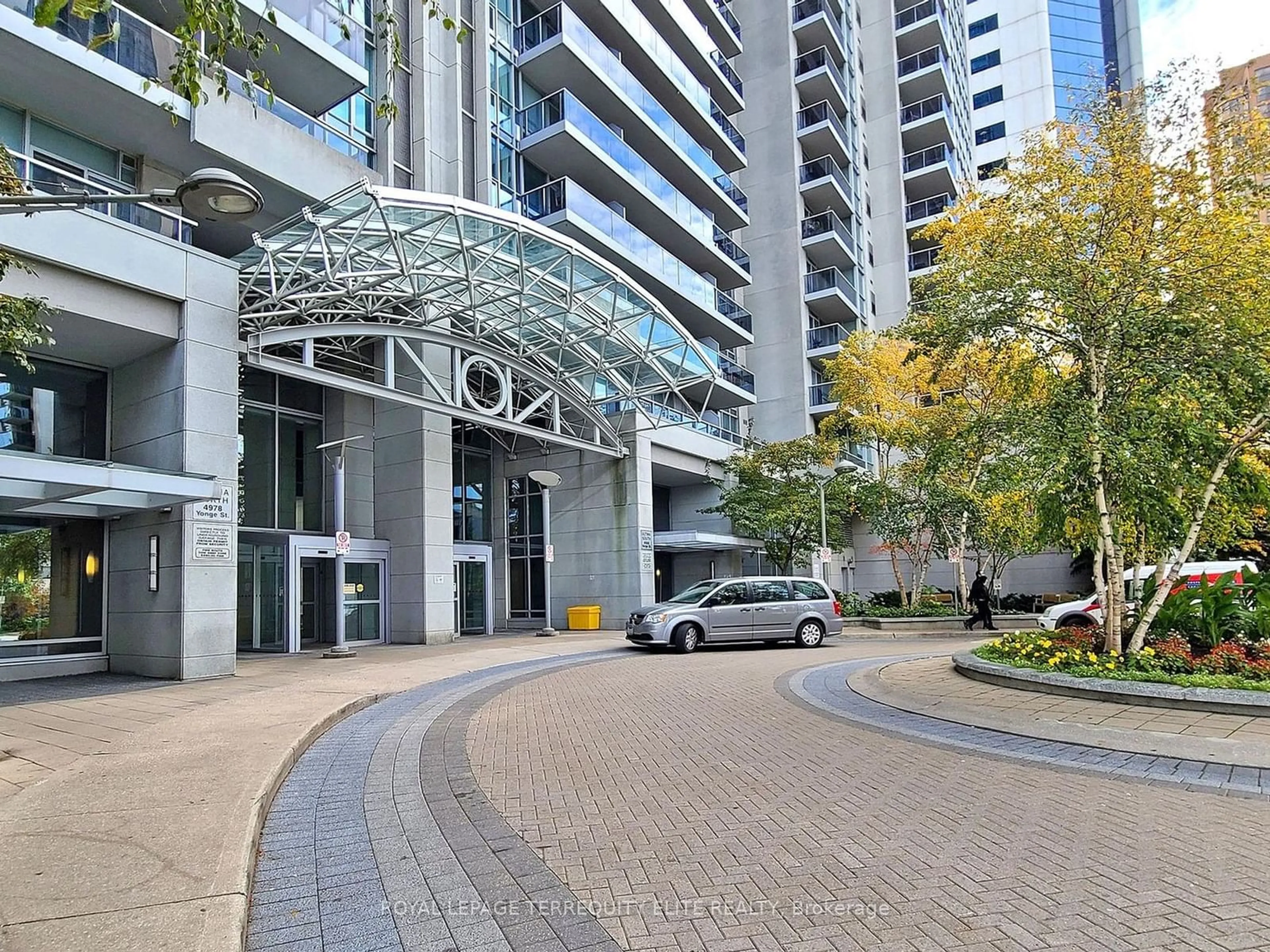 A pic from exterior of the house or condo for 4978 Yonge St #1608, Toronto Ontario M2N 7G8