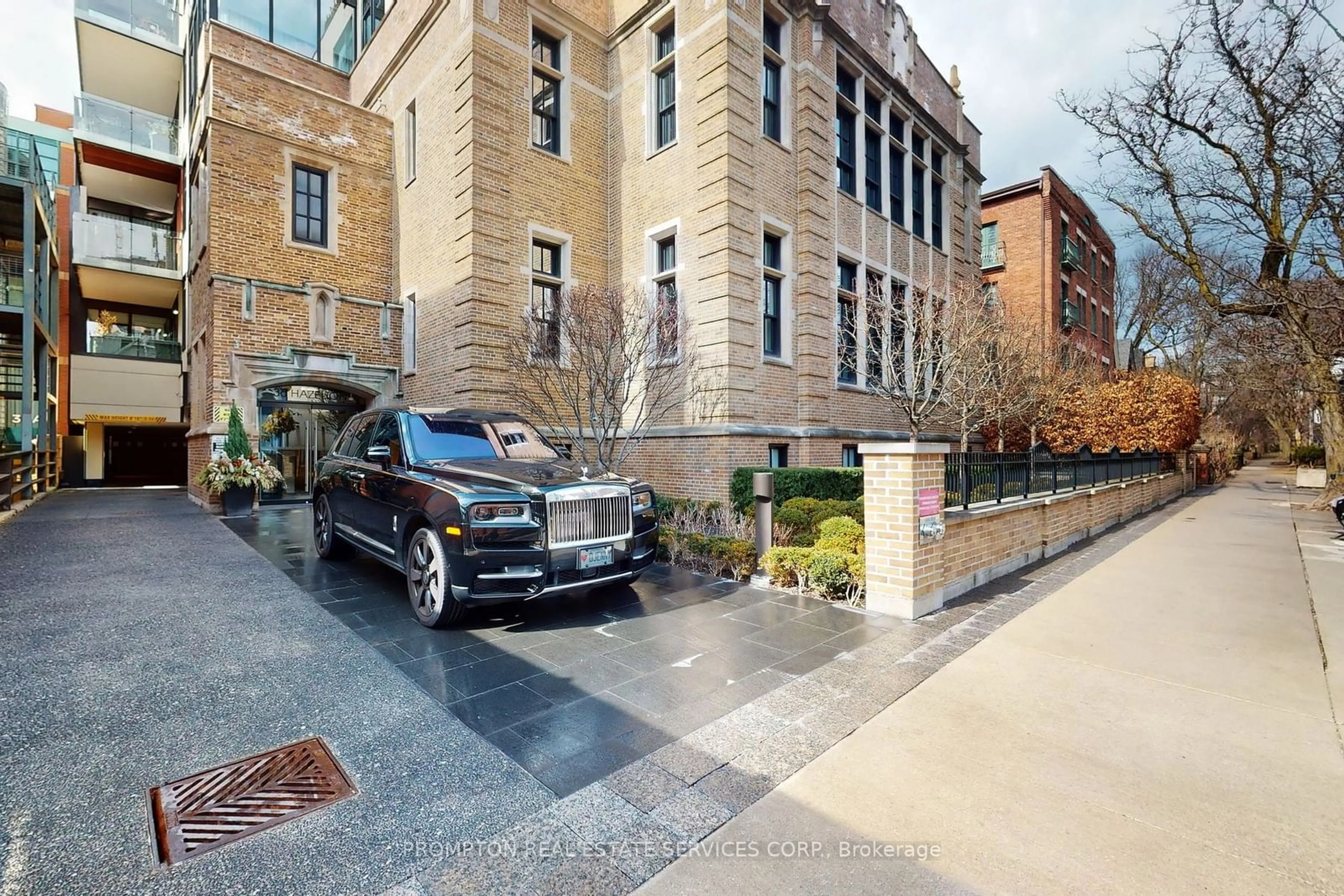 Street view for 36 Hazelton Ave #3E, Toronto Ontario M5R 2E2