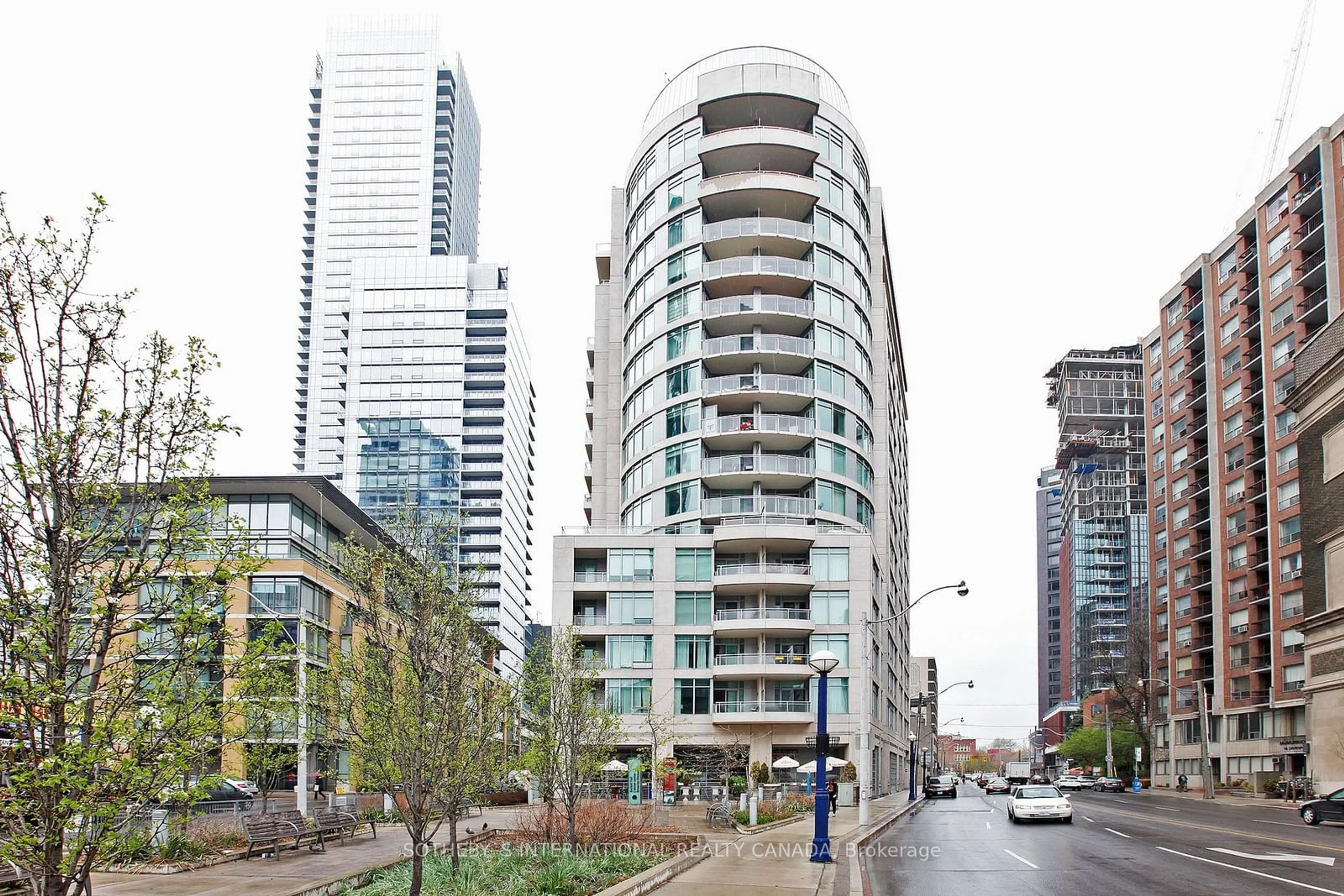 A pic from exterior of the house or condo for 8 Scollard St #703, Toronto Ontario M5R 1M2