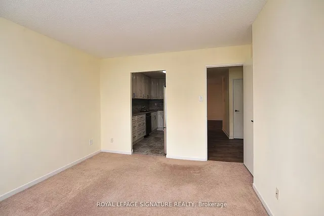 Additional property image - 10 Tangreen Crt Unit 702