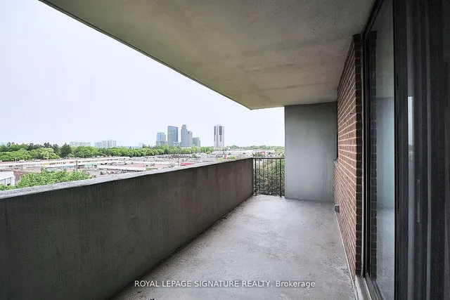 Additional property image - 10 Tangreen Crt Unit 702