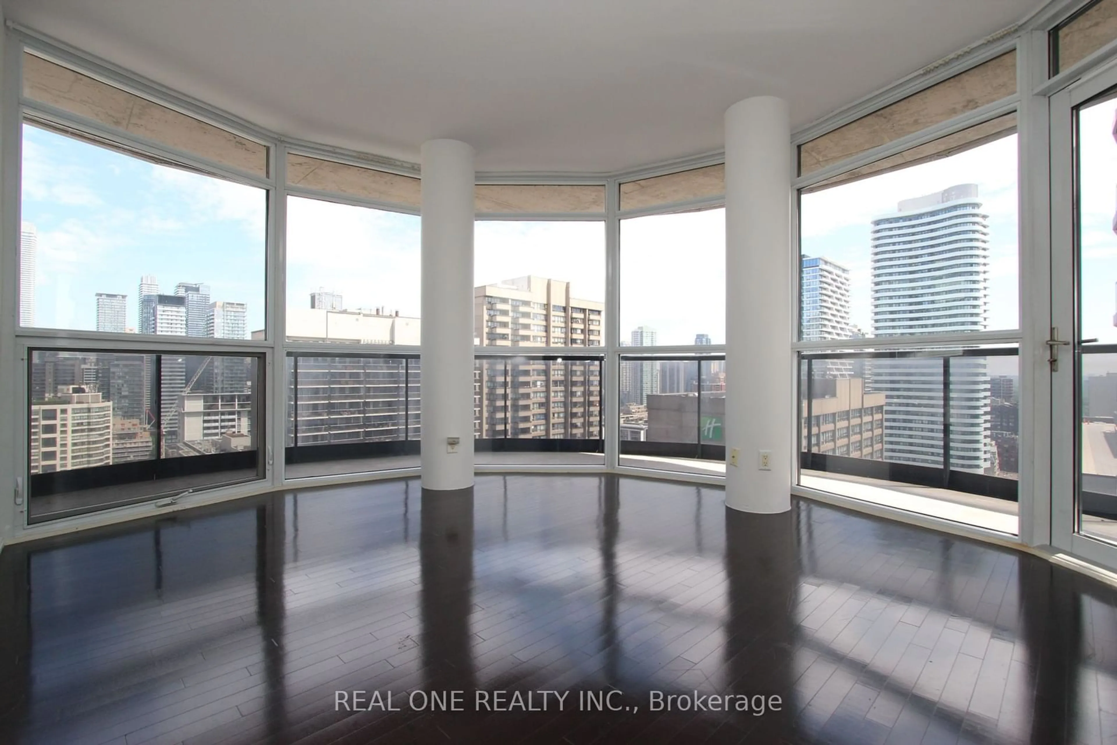 Other indoor space for 21 Carlton St #2505, Toronto Ontario M5B 1L3