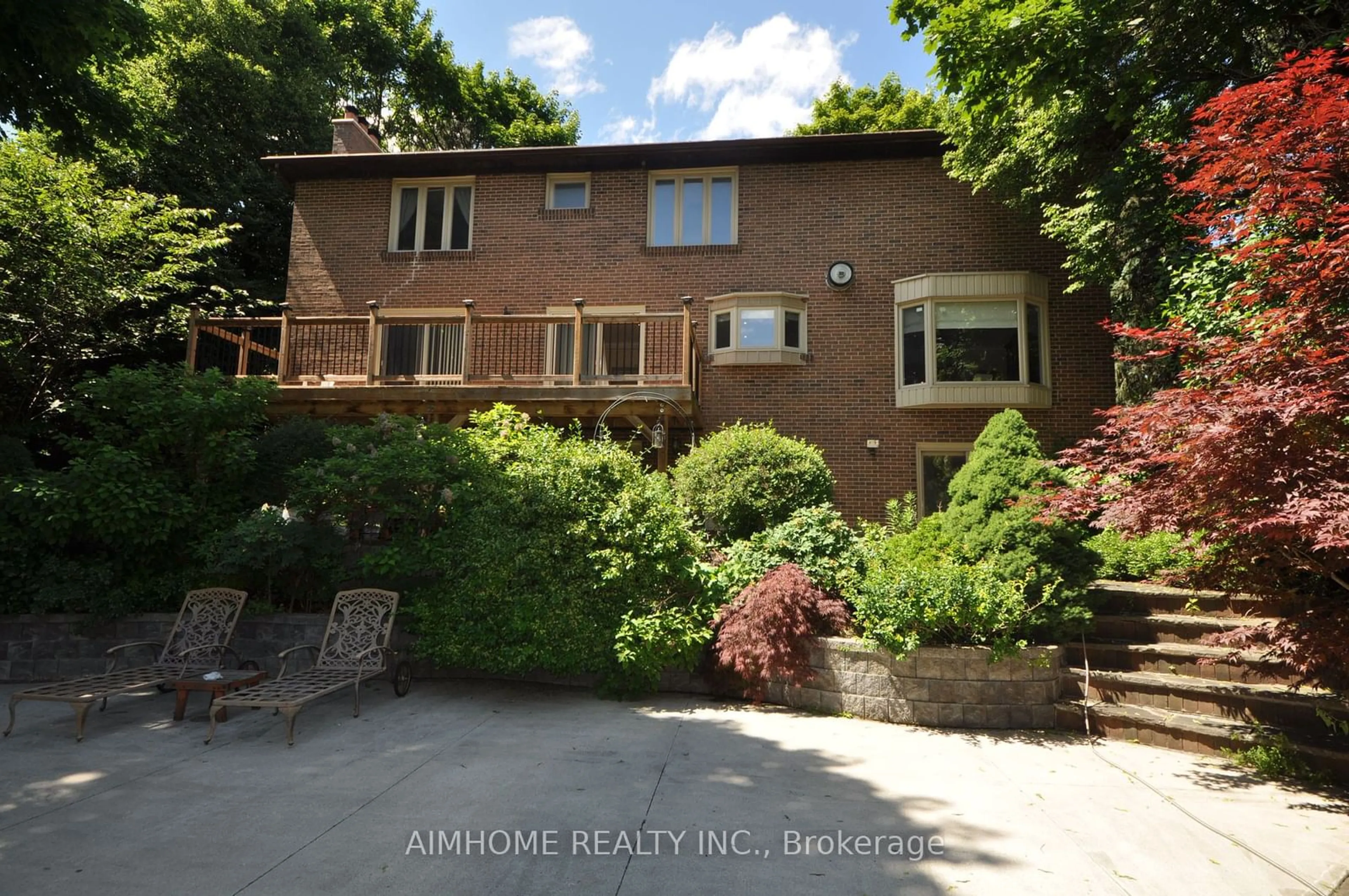 Frontside or backside of a home for 9 Silvergrove Rd, Toronto Ontario M2L 2N5