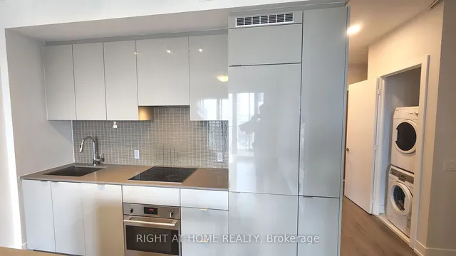 Additional image 17 of 7 Grenville St Unit 2809