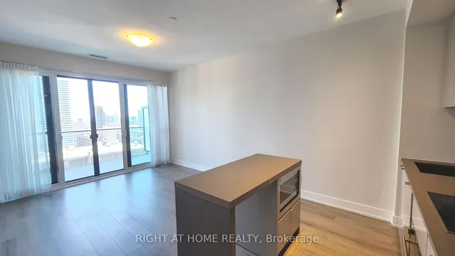 Additional image 16 of 7 Grenville St Unit 2809