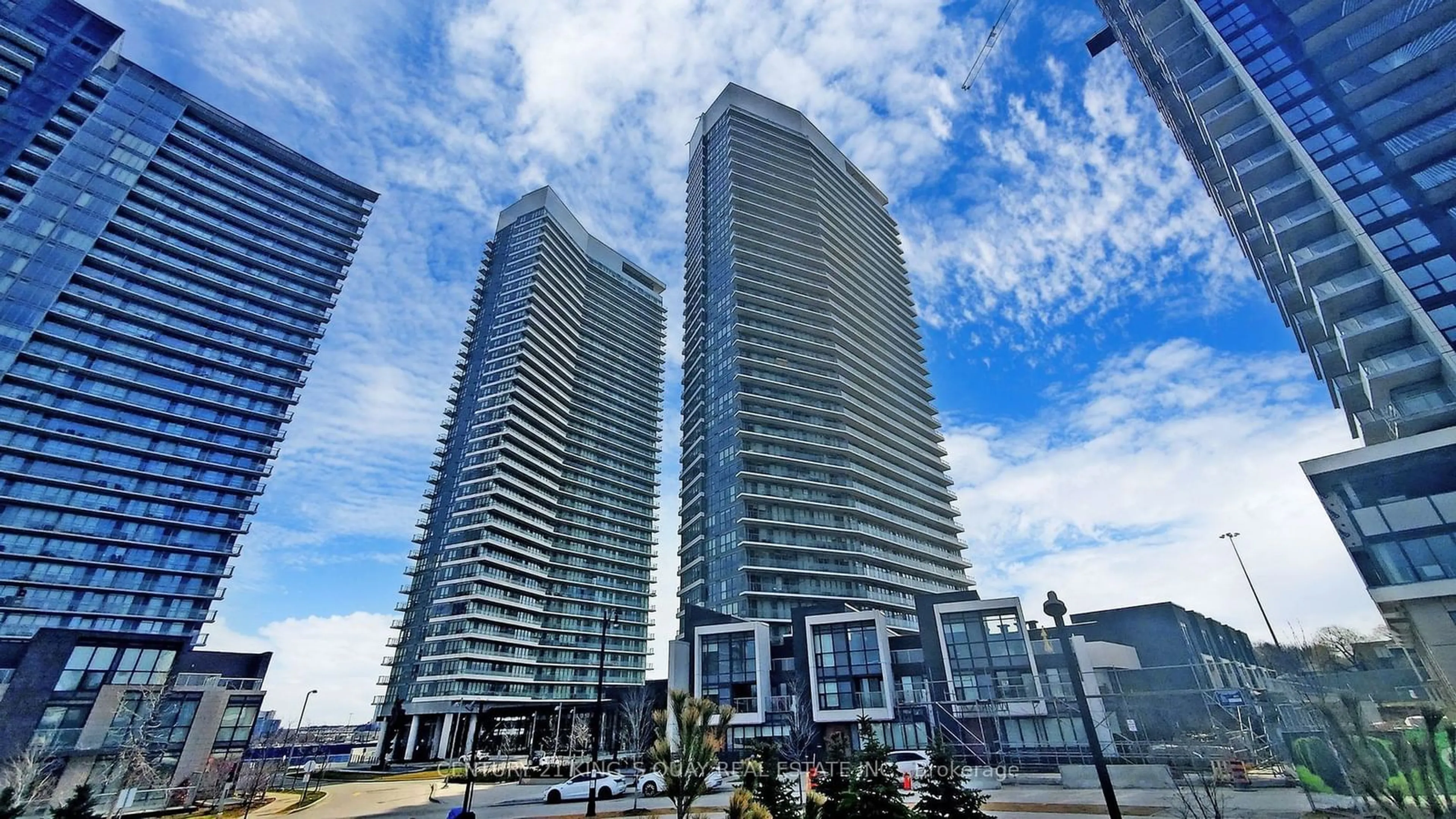 A pic from exterior of the house or condo for 115 McMahon Dr #712, Toronto Ontario M2K 0E3