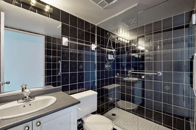 Additional property image - 39 Parliament St Unit PH1