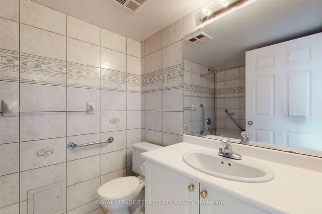 Additional property image - 39 Parliament St Unit PH1