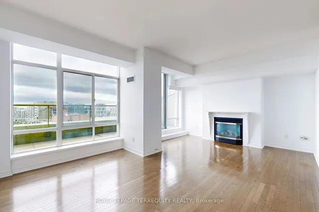 Additional property image - 39 Parliament St Unit PH1