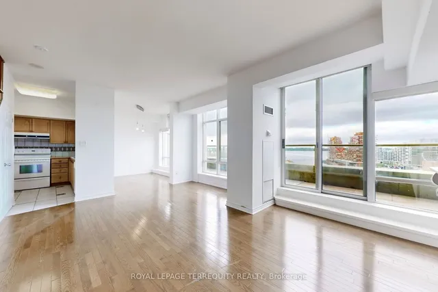 Additional property image - 39 Parliament St Unit PH1