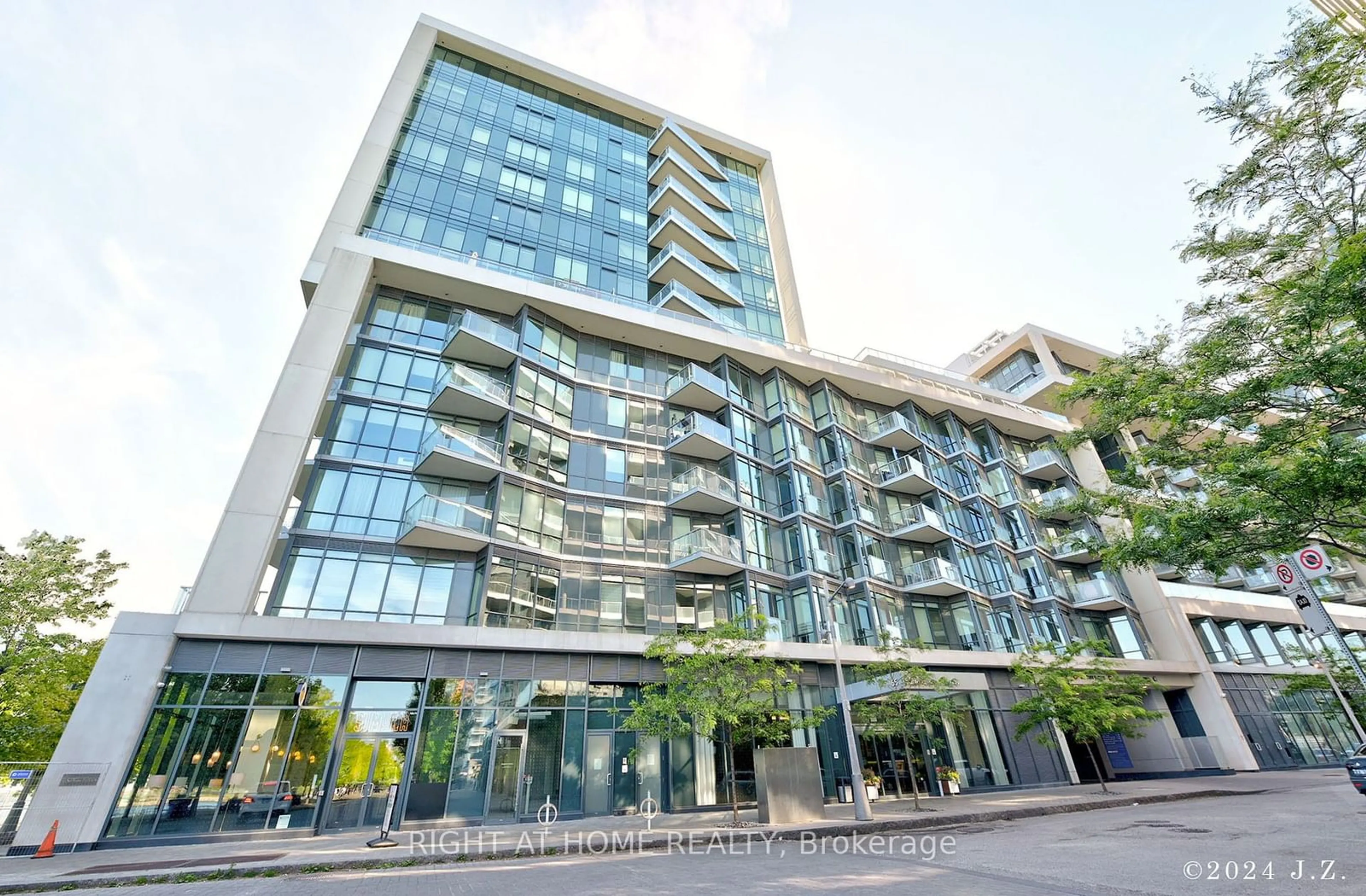 A pic from exterior of the house or condo for 55 Merchants' Wharf #325, Toronto Ontario M5A 0P2