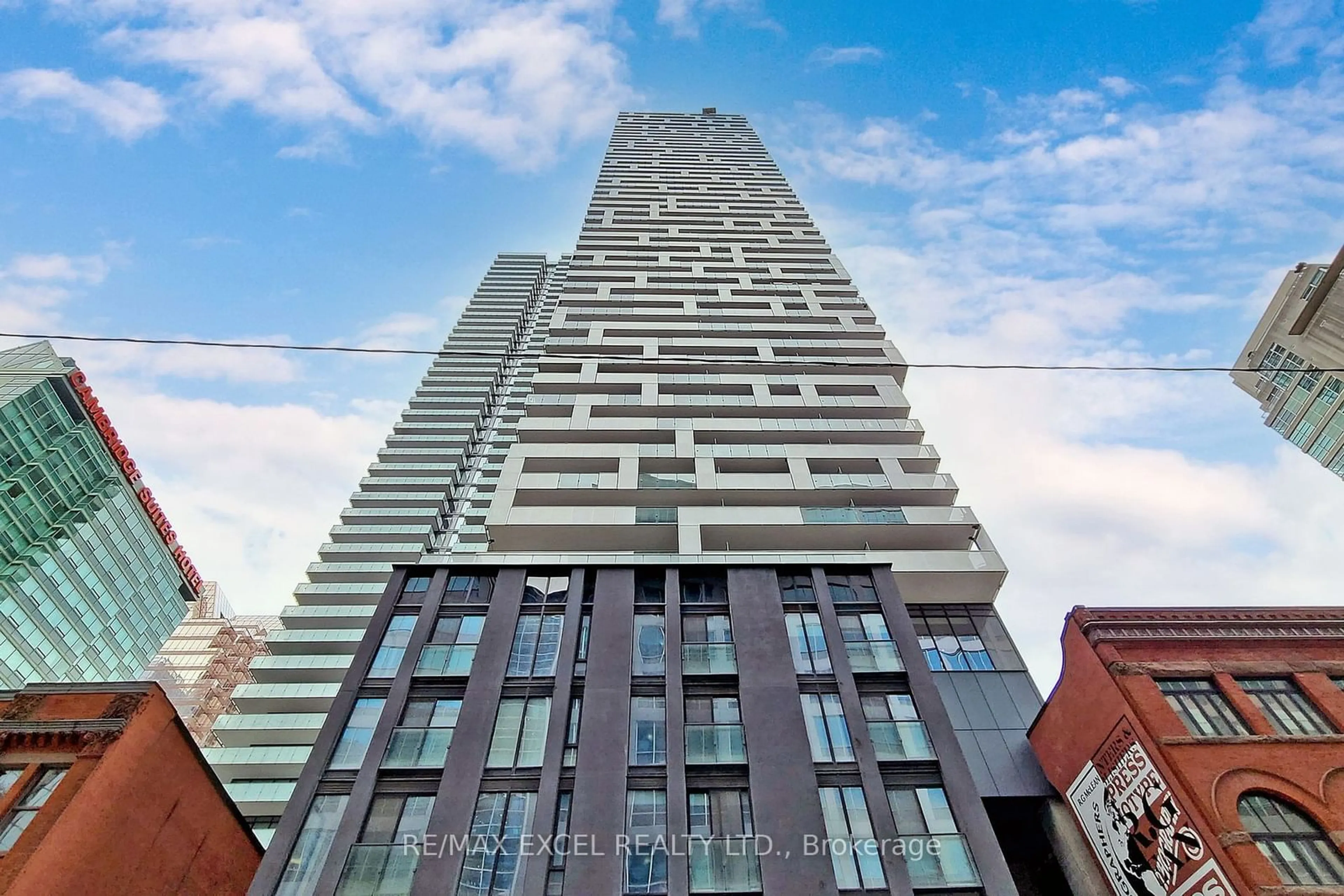 A pic from exterior of the house or condo for 20 Lombard St #4409, Toronto Ontario M5C 0A7
