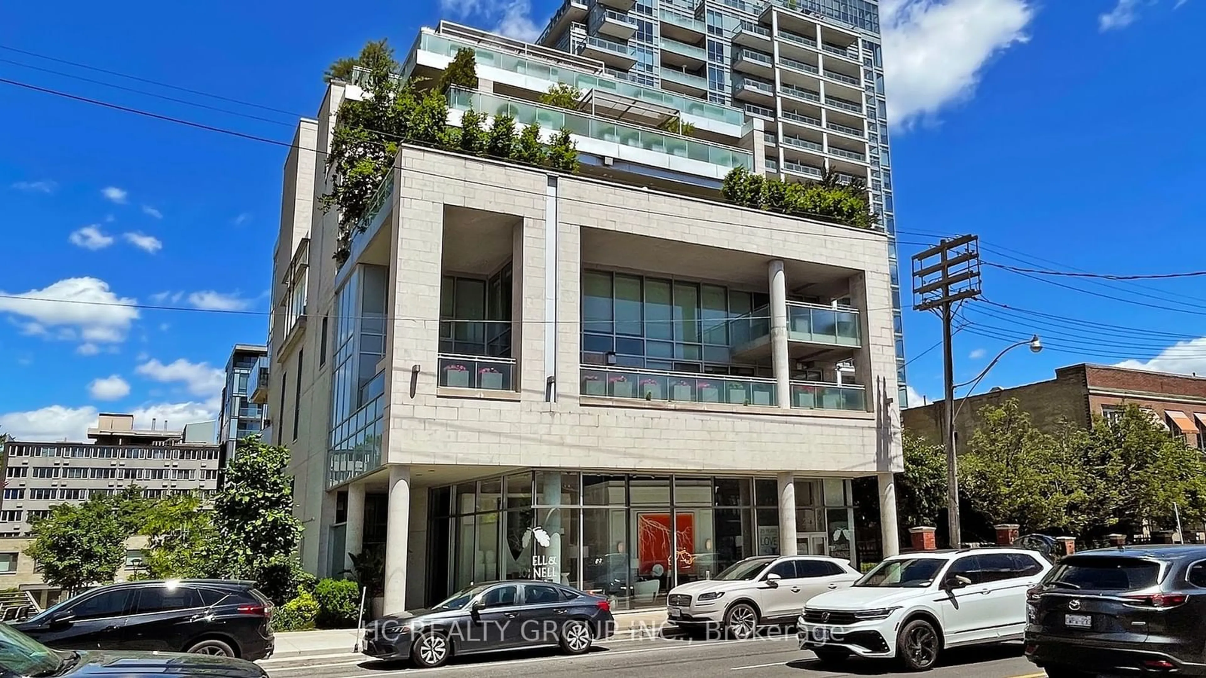 A pic from exterior of the house or condo for 238 Davenport Rd #302, Toronto Ontario M5R 1J6