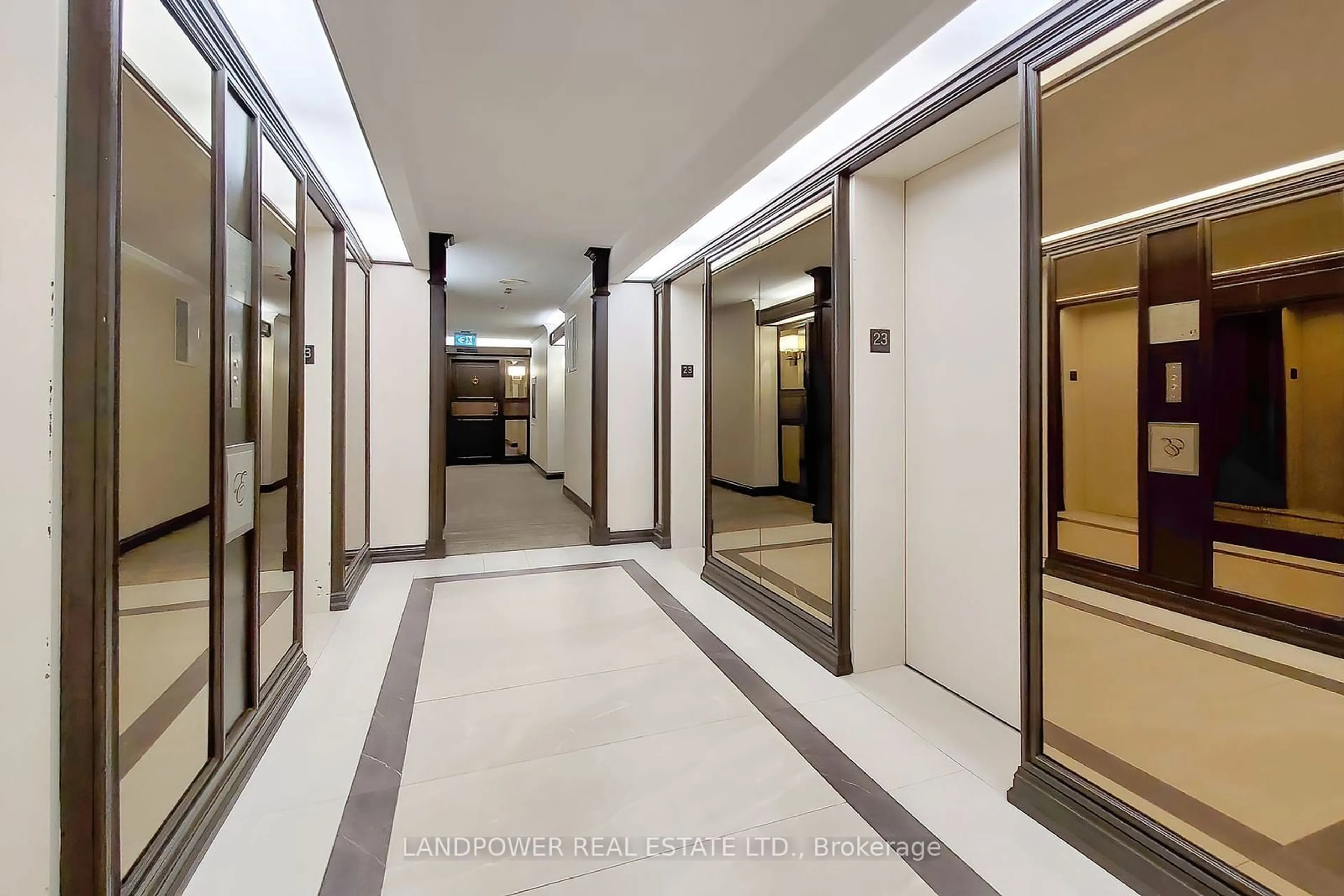 Indoor foyer for 65 Skymark Dr #2307, Toronto Ontario M2H 3N9