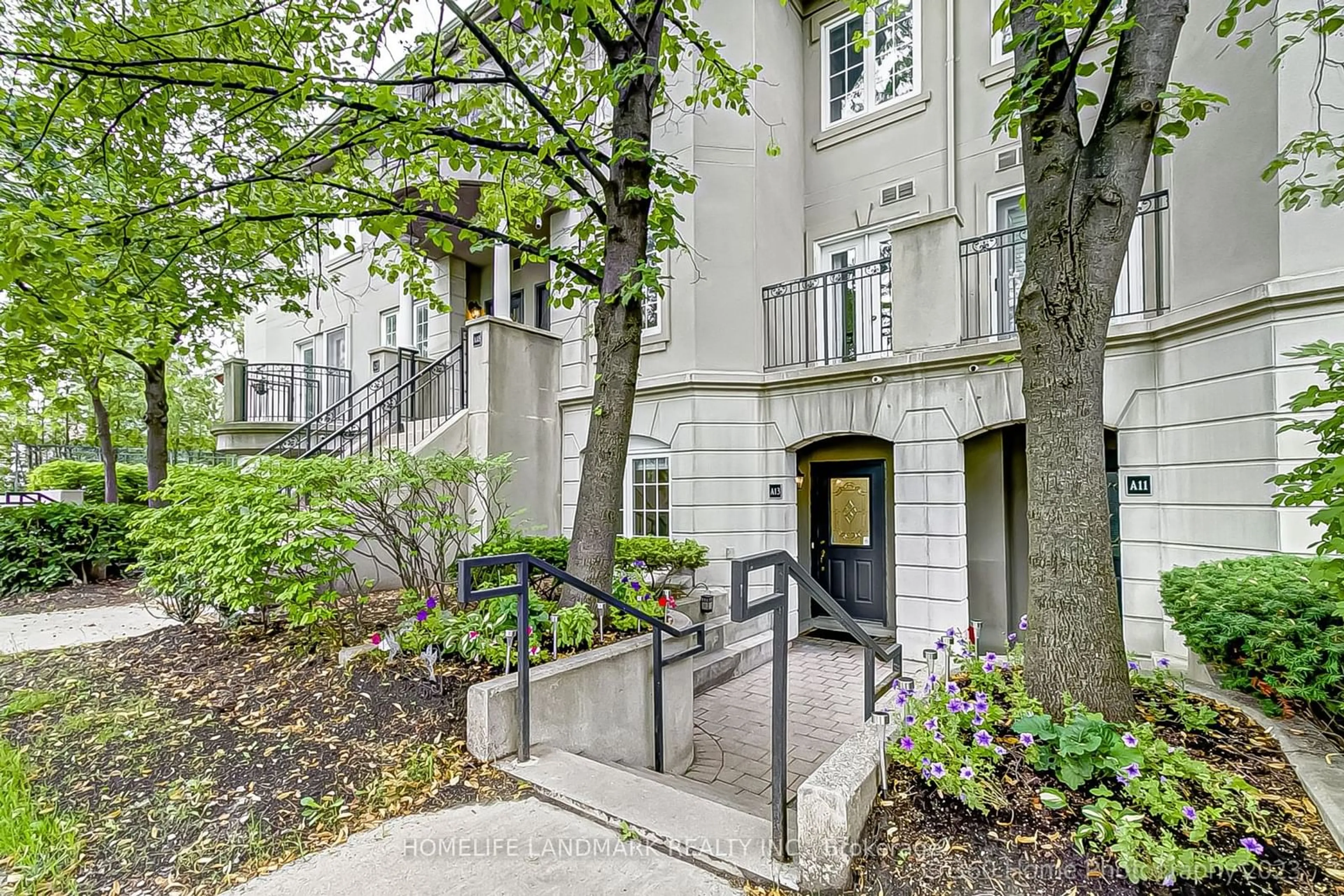 A pic from exterior of the house or condo for 108 Finch Ave #A13, Toronto Ontario M2N 6W6