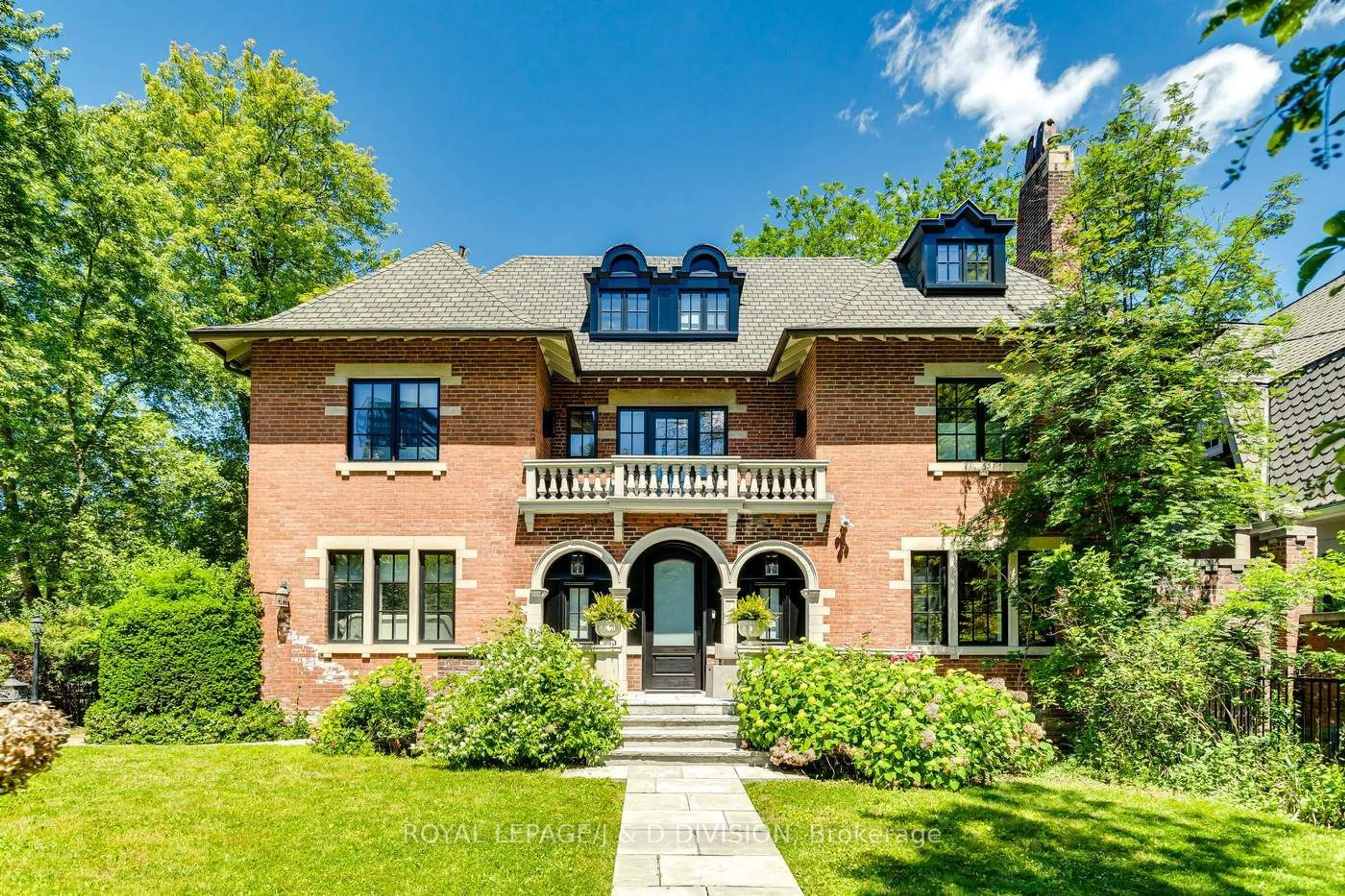 Home with brick exterior material for 62 Maple Ave, Toronto Ontario M4W 2T7