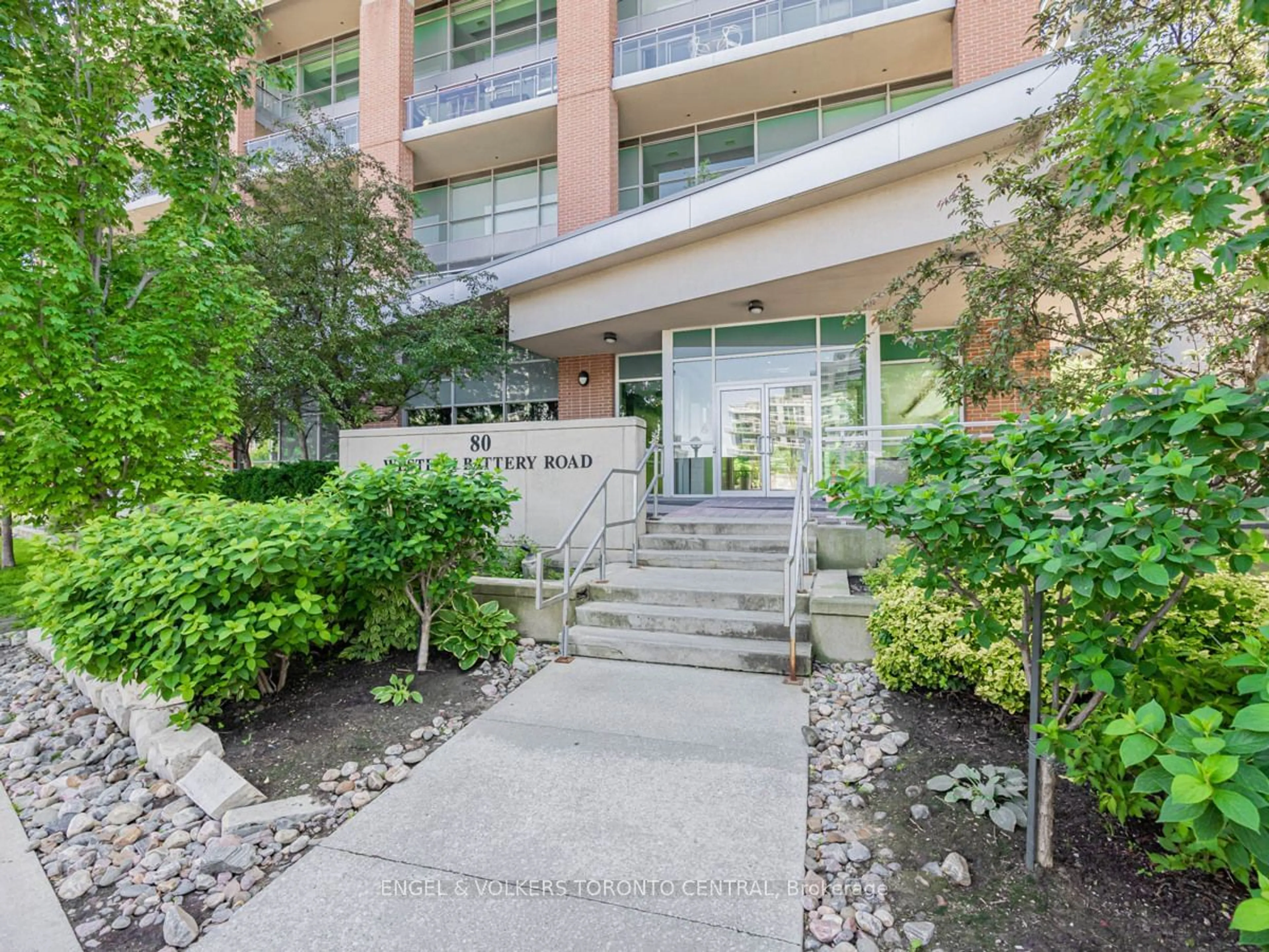 A pic from exterior of the house or condo for 80 Western Battery Rd #1507, Toronto Ontario M6K 3S1