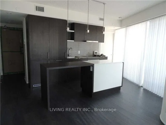 Additional property image - 100 Harbour St Unit 6907