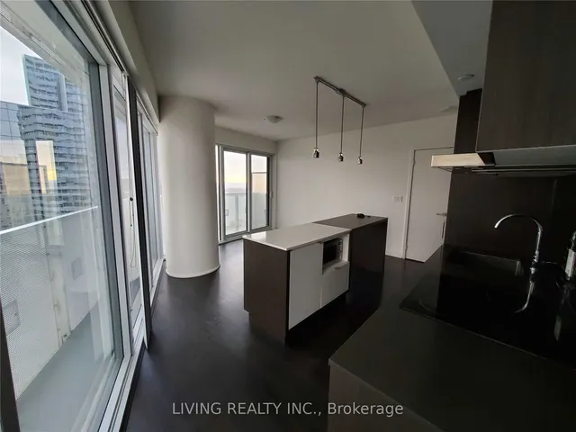 Additional property image - 100 Harbour St Unit 6907
