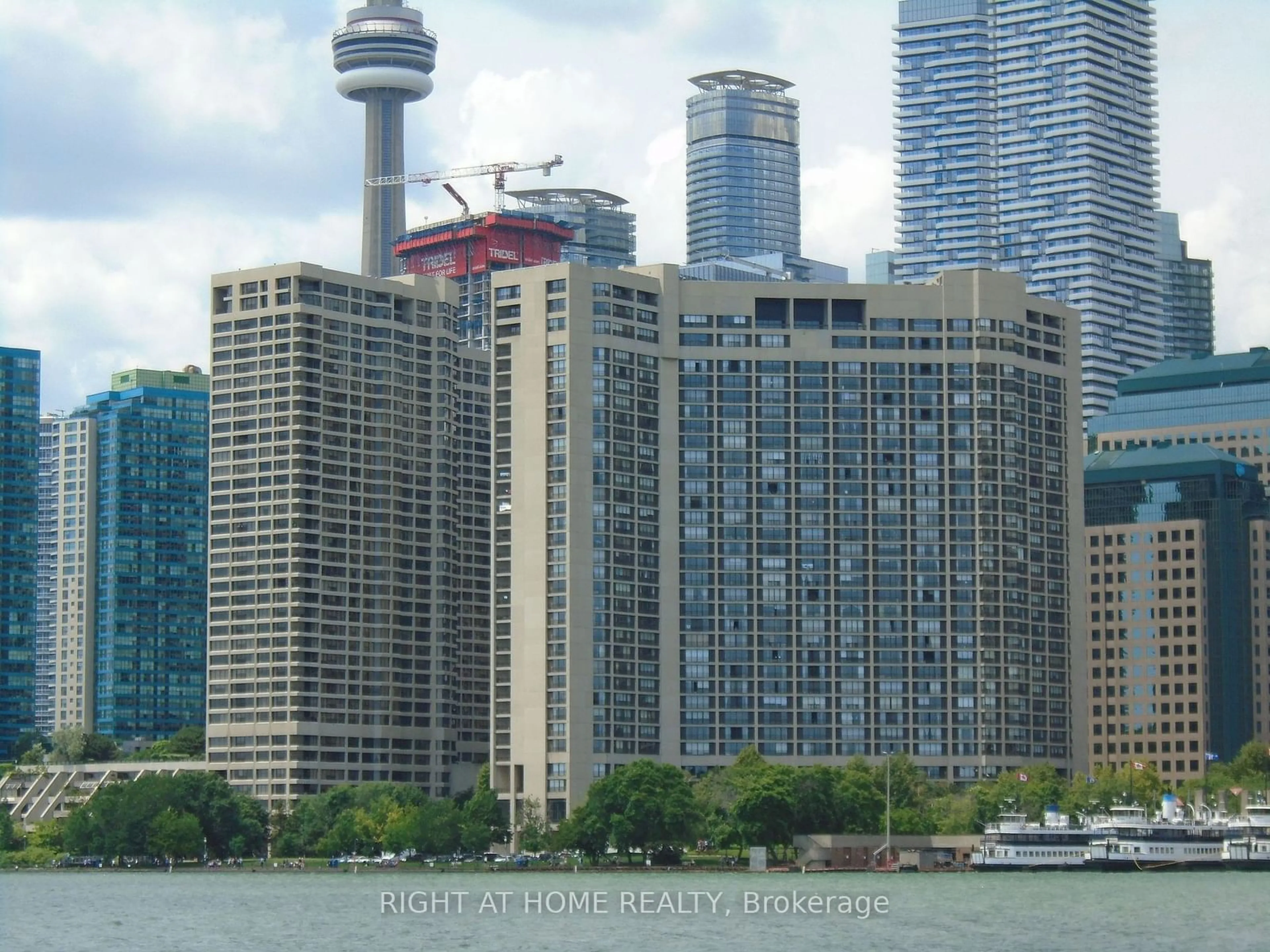 A pic from exterior of the house or condo for 33 Harbour Sq #2037, Toronto Ontario M5J 2G2