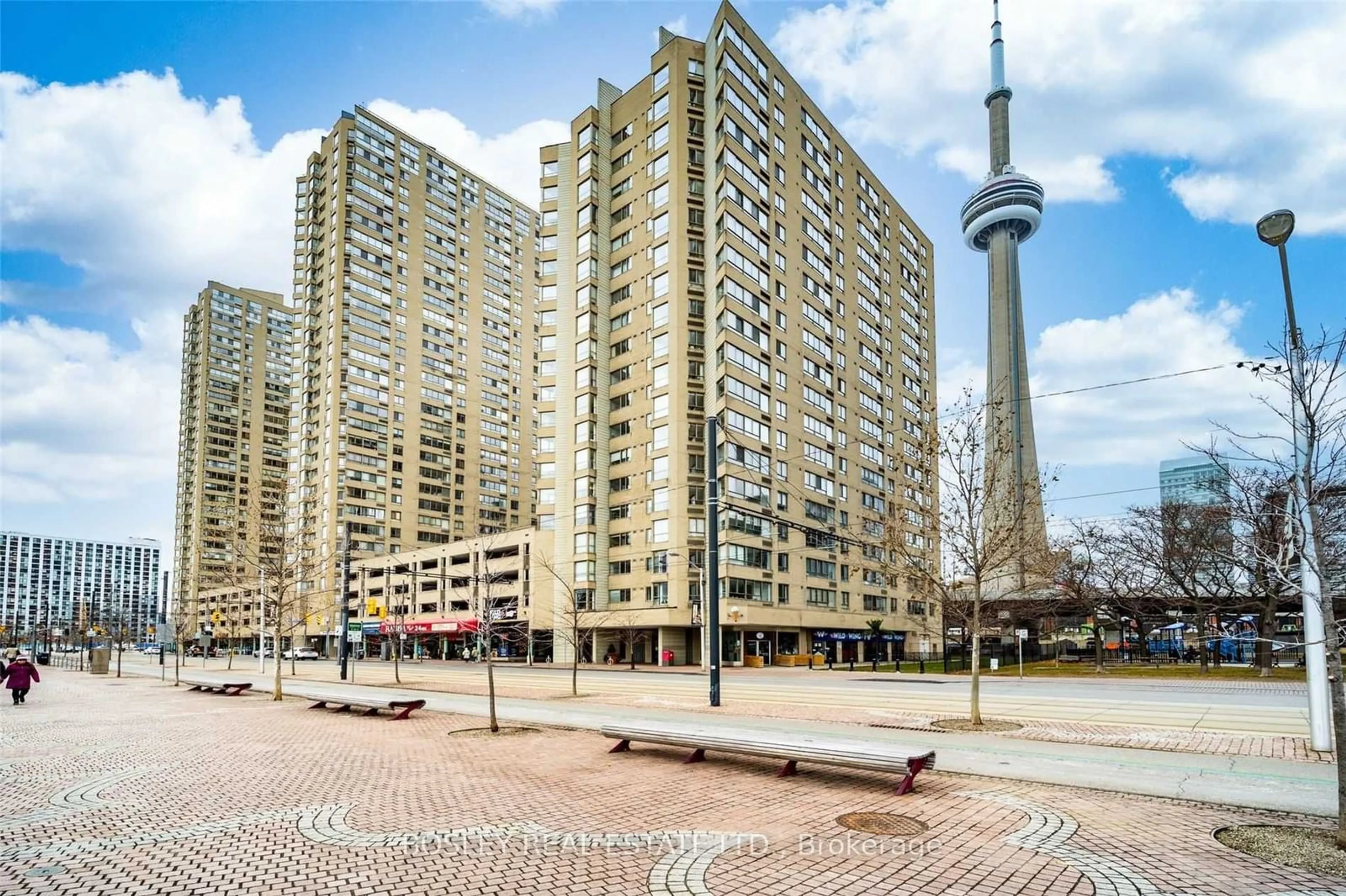 A pic from exterior of the house or condo for 250 Queens Quay #501, Toronto Ontario M5J 2N2