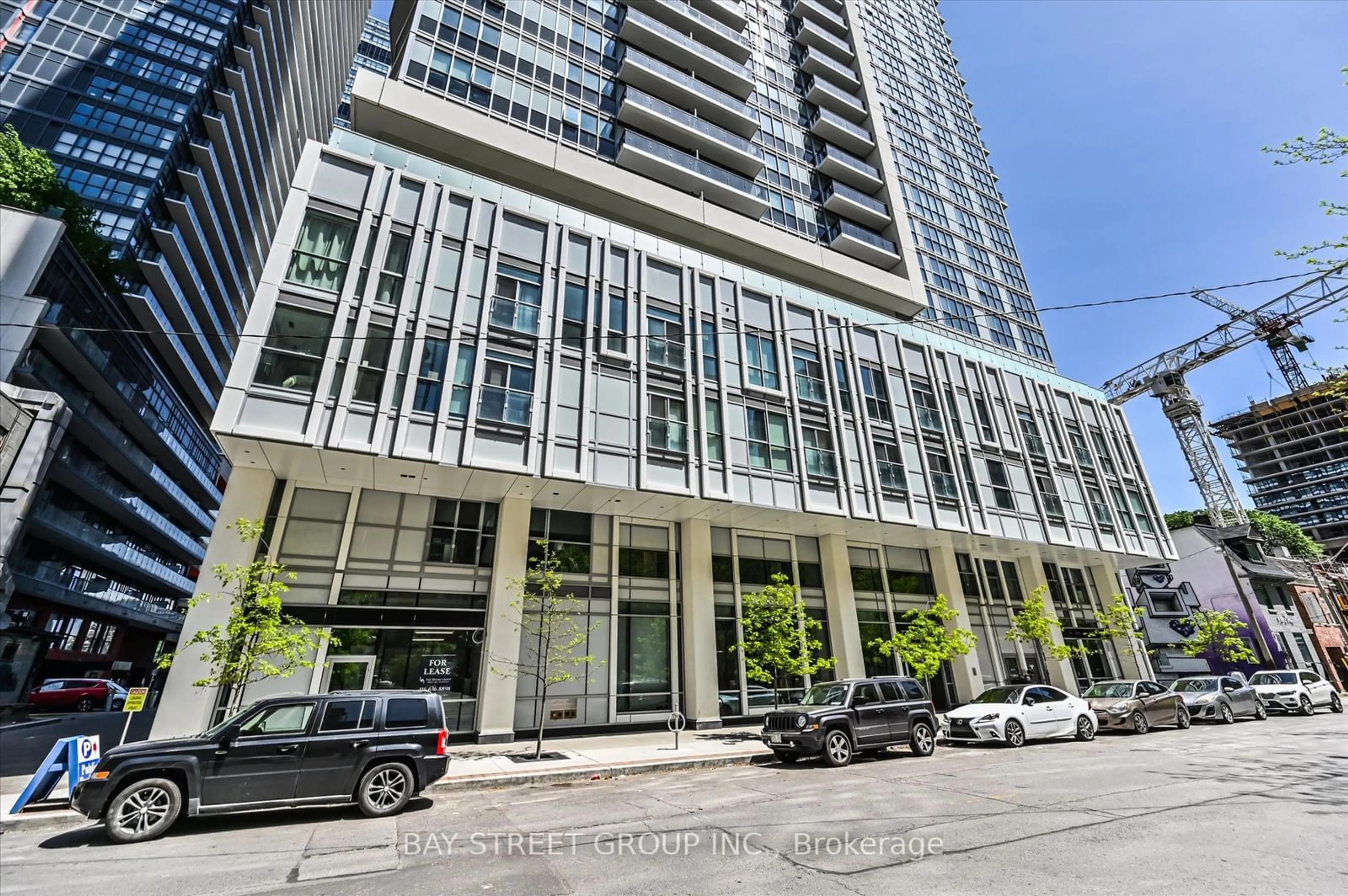 A pic from exterior of the house or condo for 77 Mutual St #3503, Toronto Ontario M5B 0B9