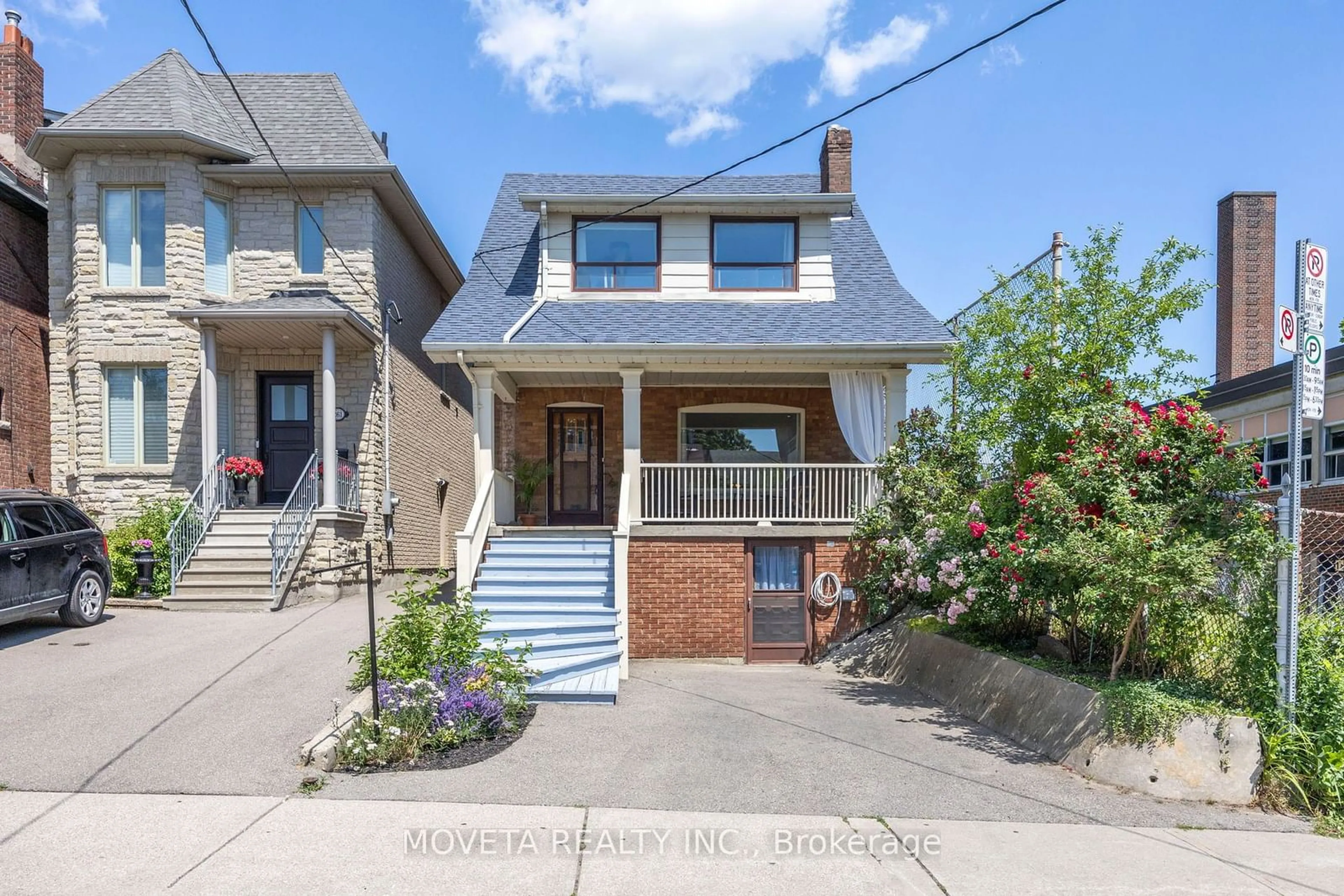 Frontside or backside of a home for 259 Glenholme Ave, Toronto Ontario M6E 3C7