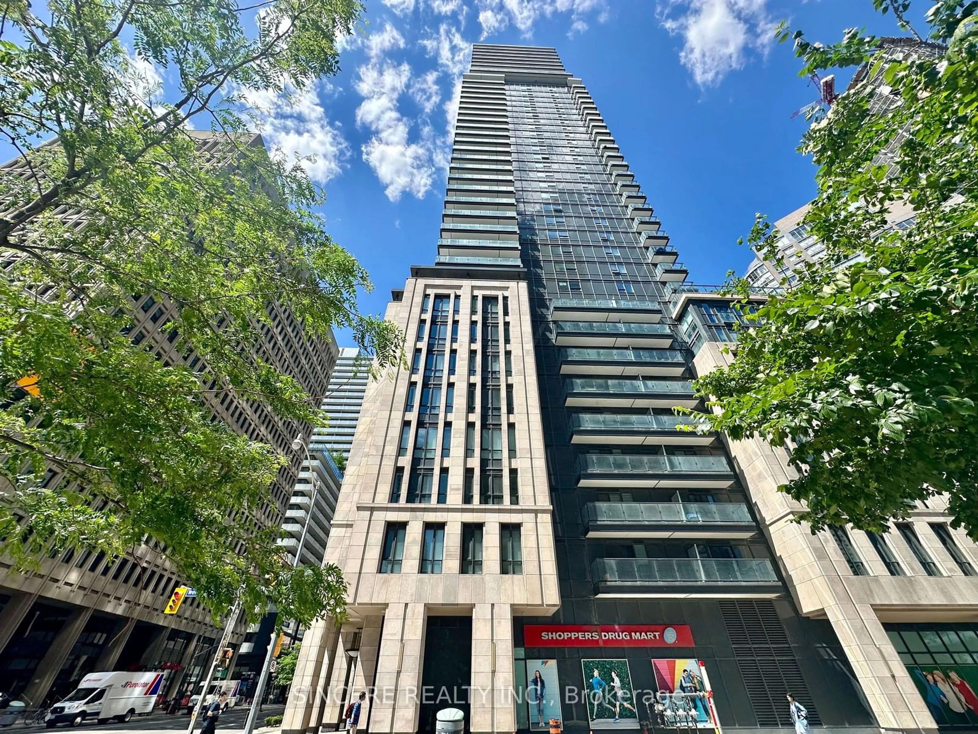 A pic from exterior of the house or condo for 955 Bay St #2907, Toronto Ontario M5S 0C6