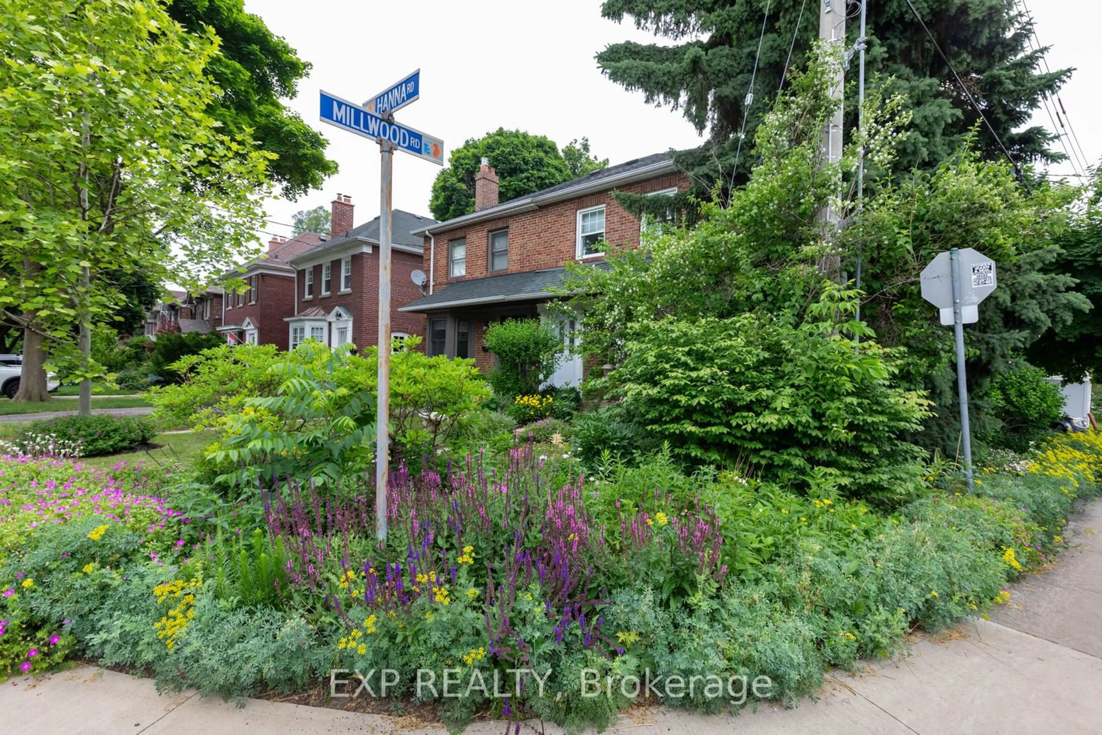 Outside view for 73 Hanna Rd, Toronto Ontario M4G 3N2