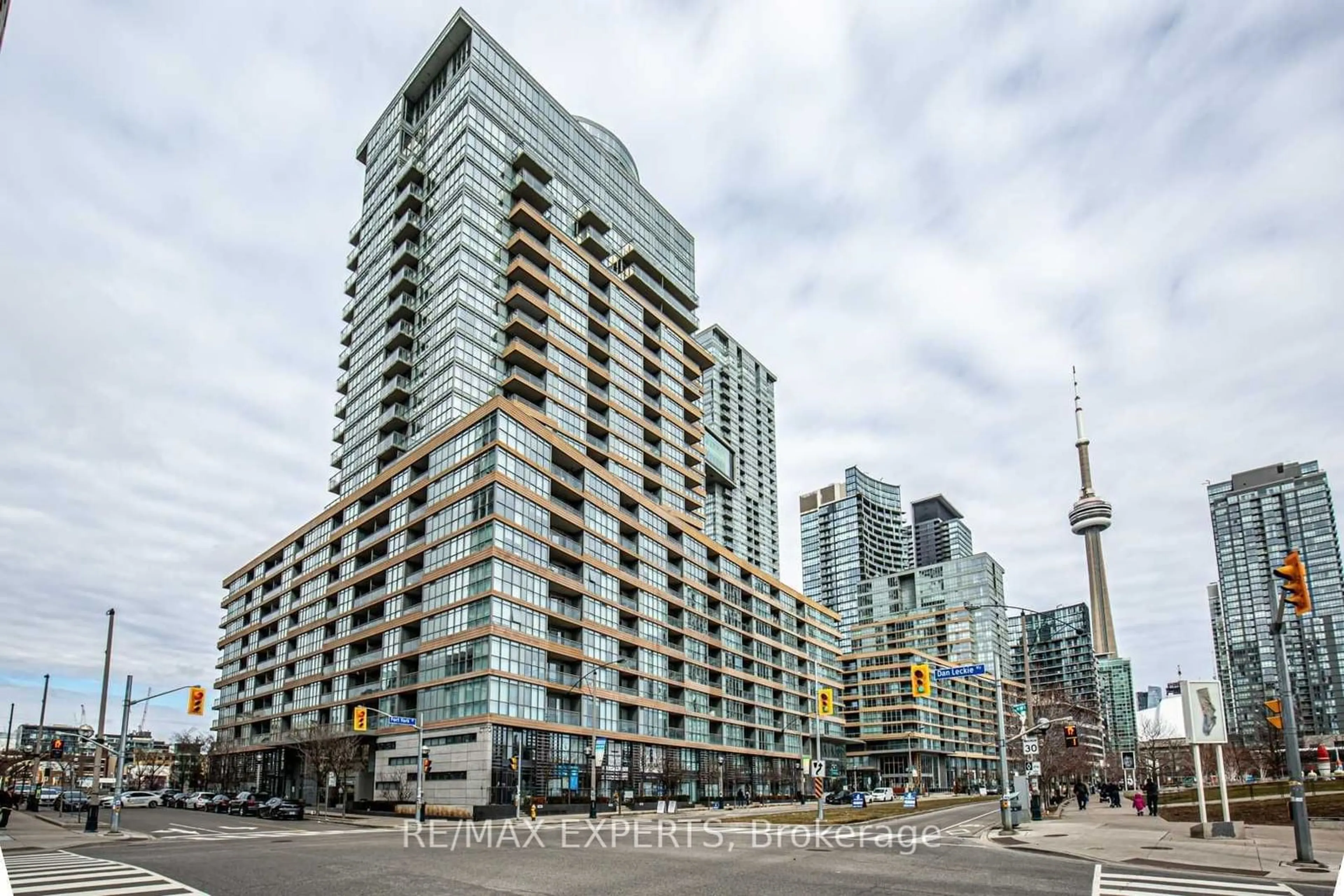 A pic from exterior of the house or condo for 151 Dan Leckie Way #1505, Toronto Ontario M5V 4B2