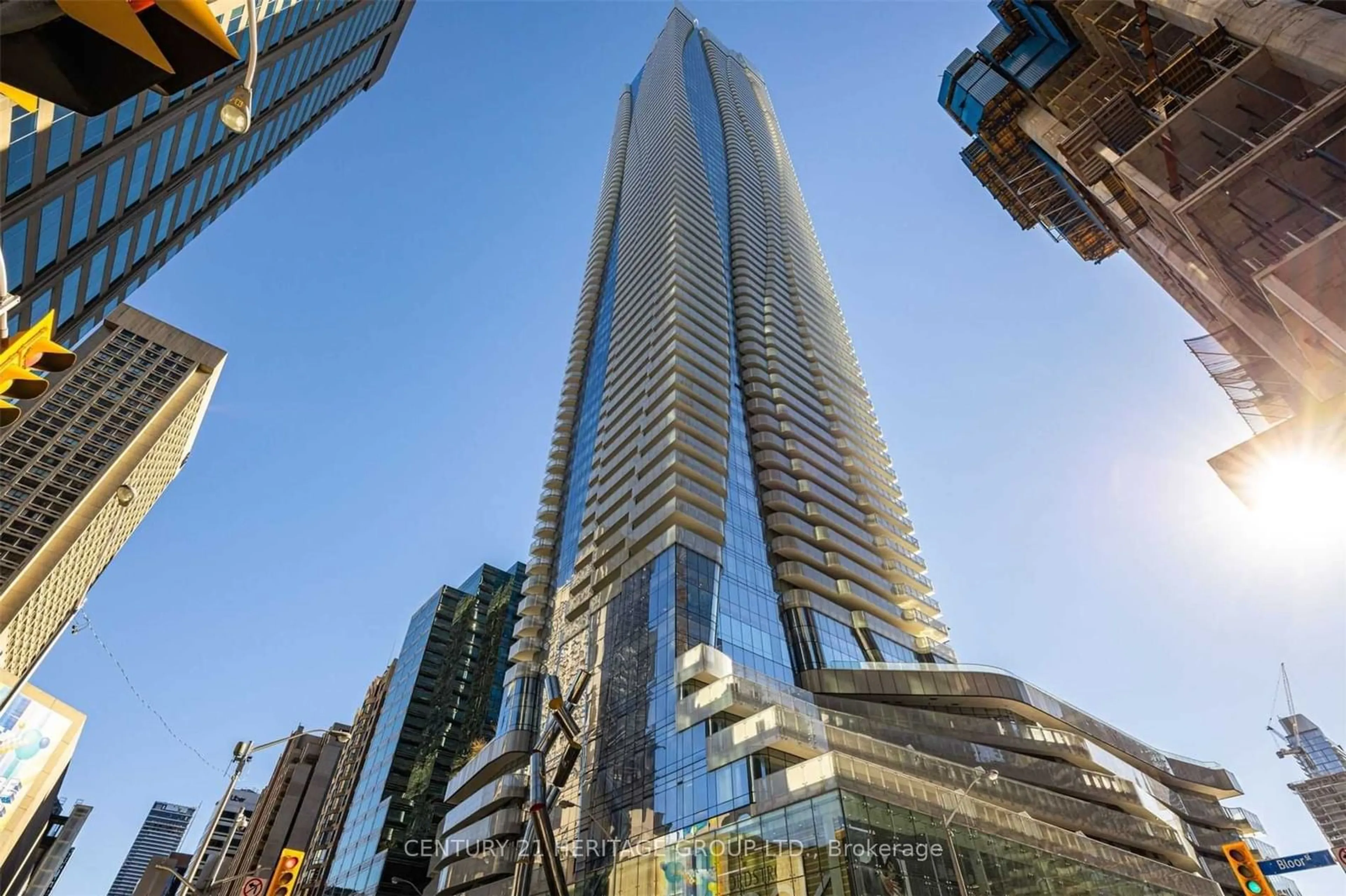 A pic from exterior of the house or condo for 1 Bloor St #6409, Toronto Ontario M4W 0A8