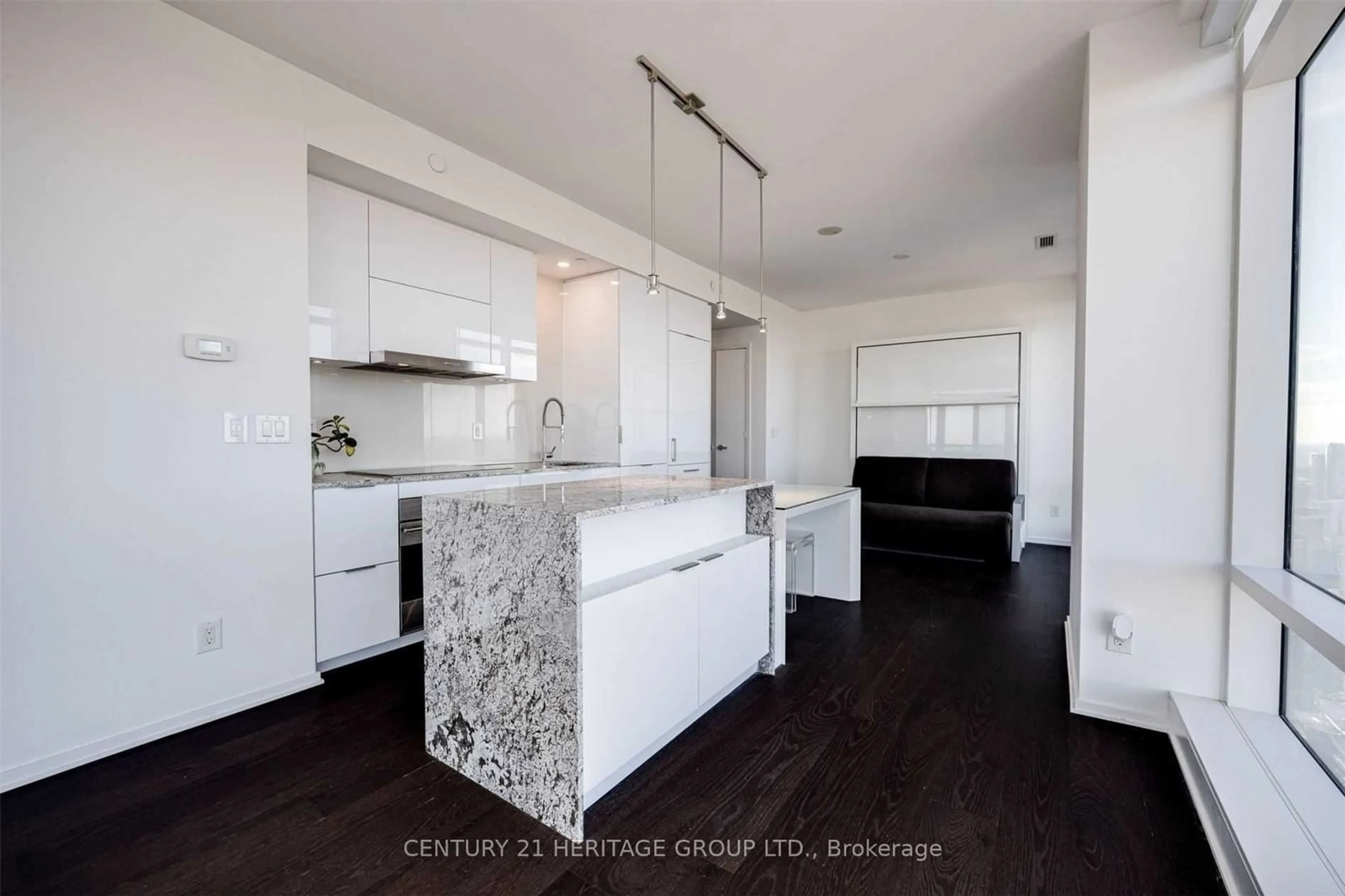 Contemporary kitchen for 1 Bloor St #6409, Toronto Ontario M4W 0A8