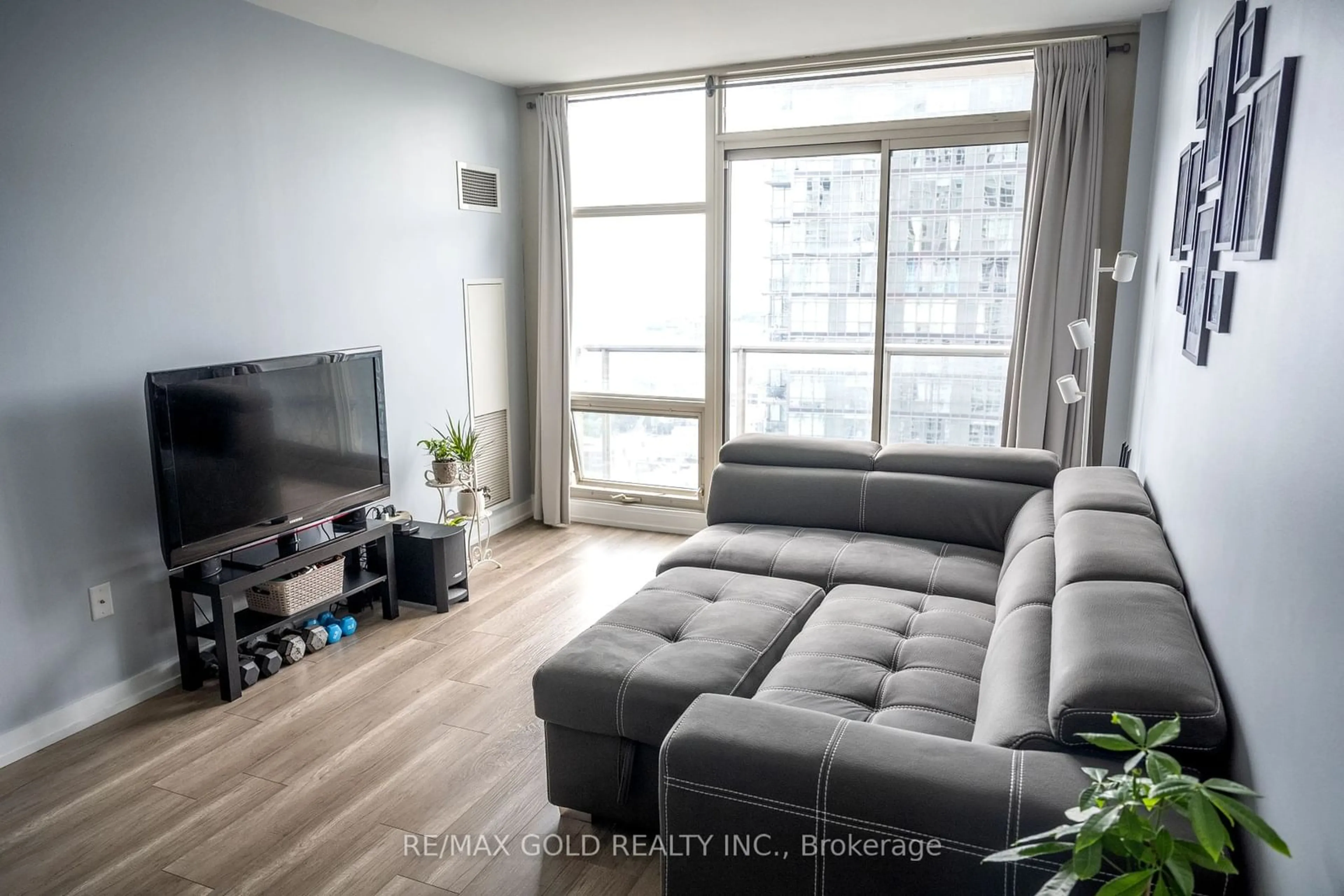 Living room for 35 Mariner Terr #4801, Toronto Ontario M5V 3V9