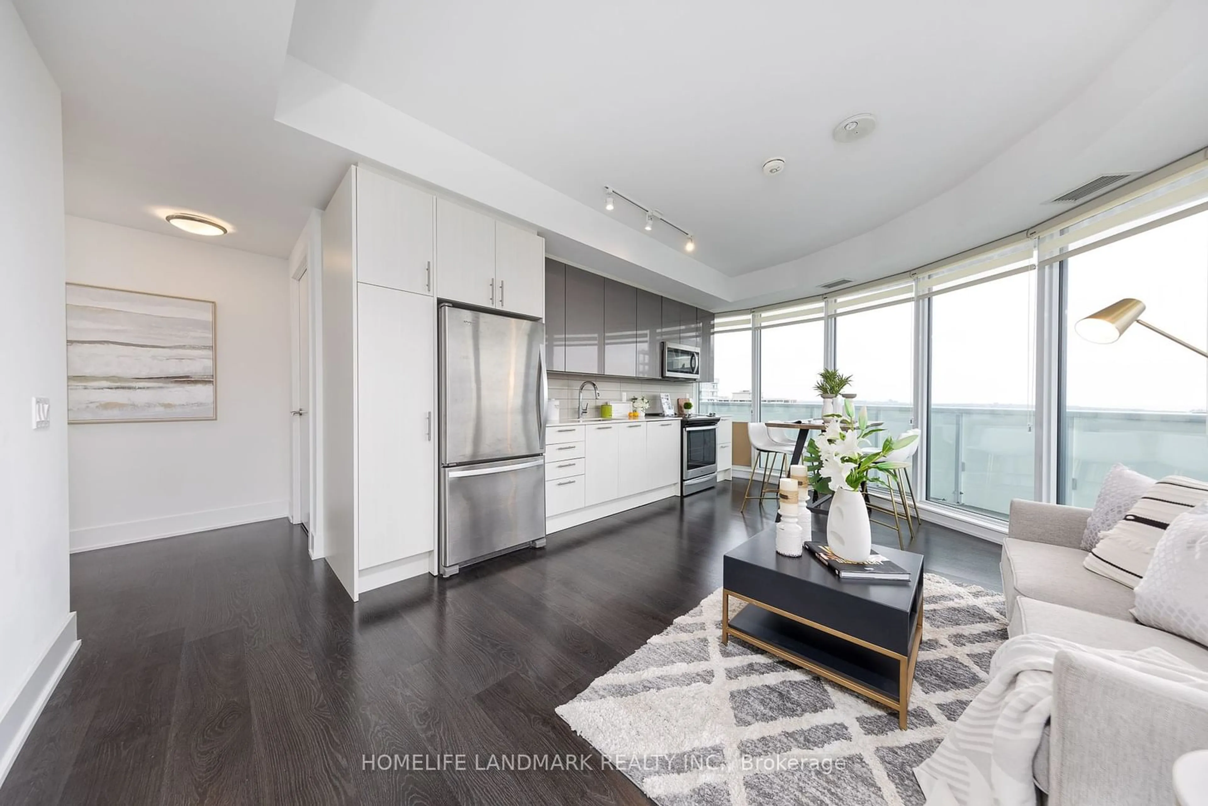 Contemporary kitchen for 403 Church St ##2812, Toronto Ontario M4Y 0C9