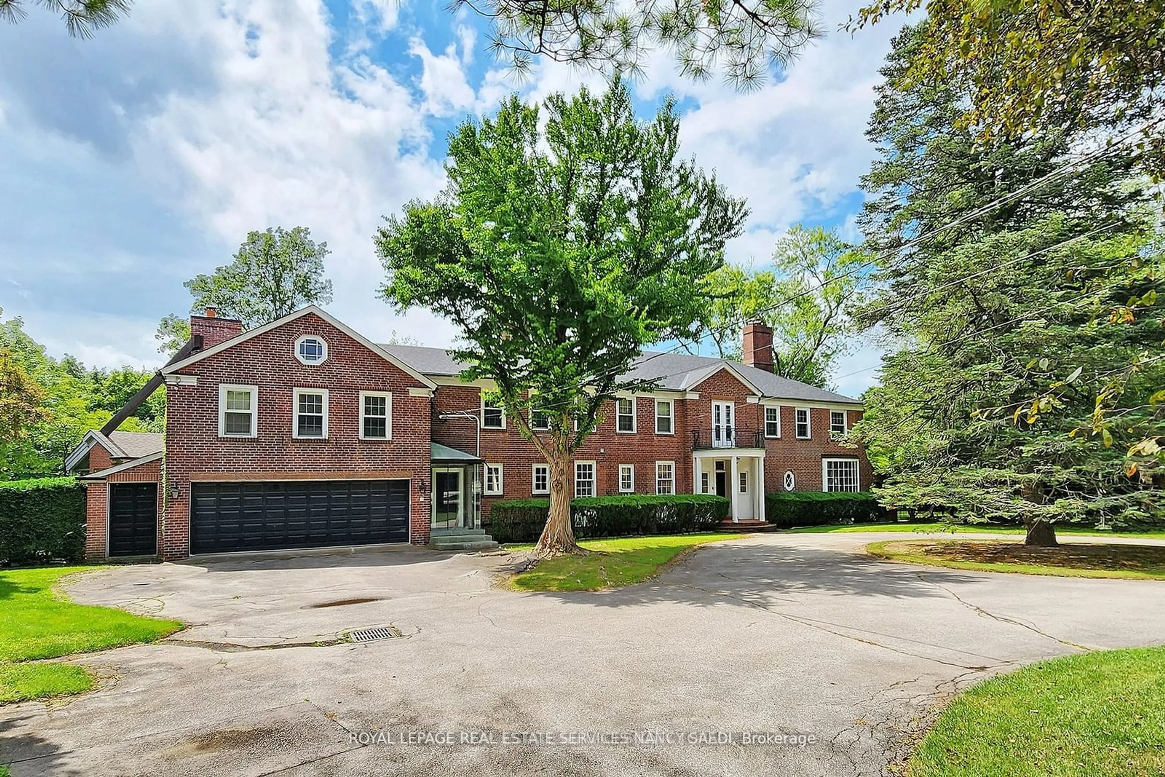 A pic from exterior of the house or condo, cottage for 7 Alderbrook Dr, Toronto Ontario M3B 1E3