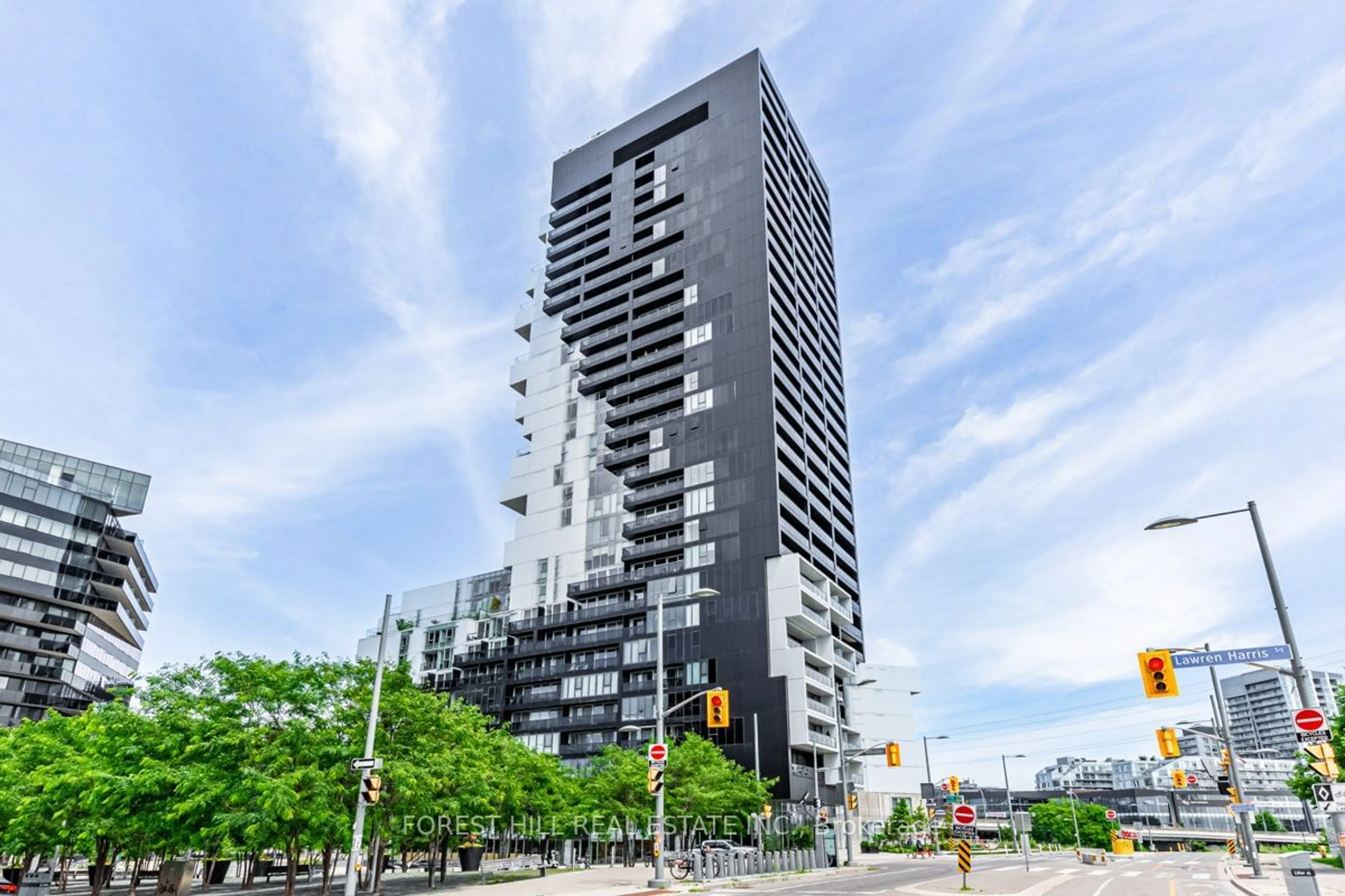 A pic from exterior of the house or condo for 170 Bayview Ave #406, Toronto Ontario M5A 0M4