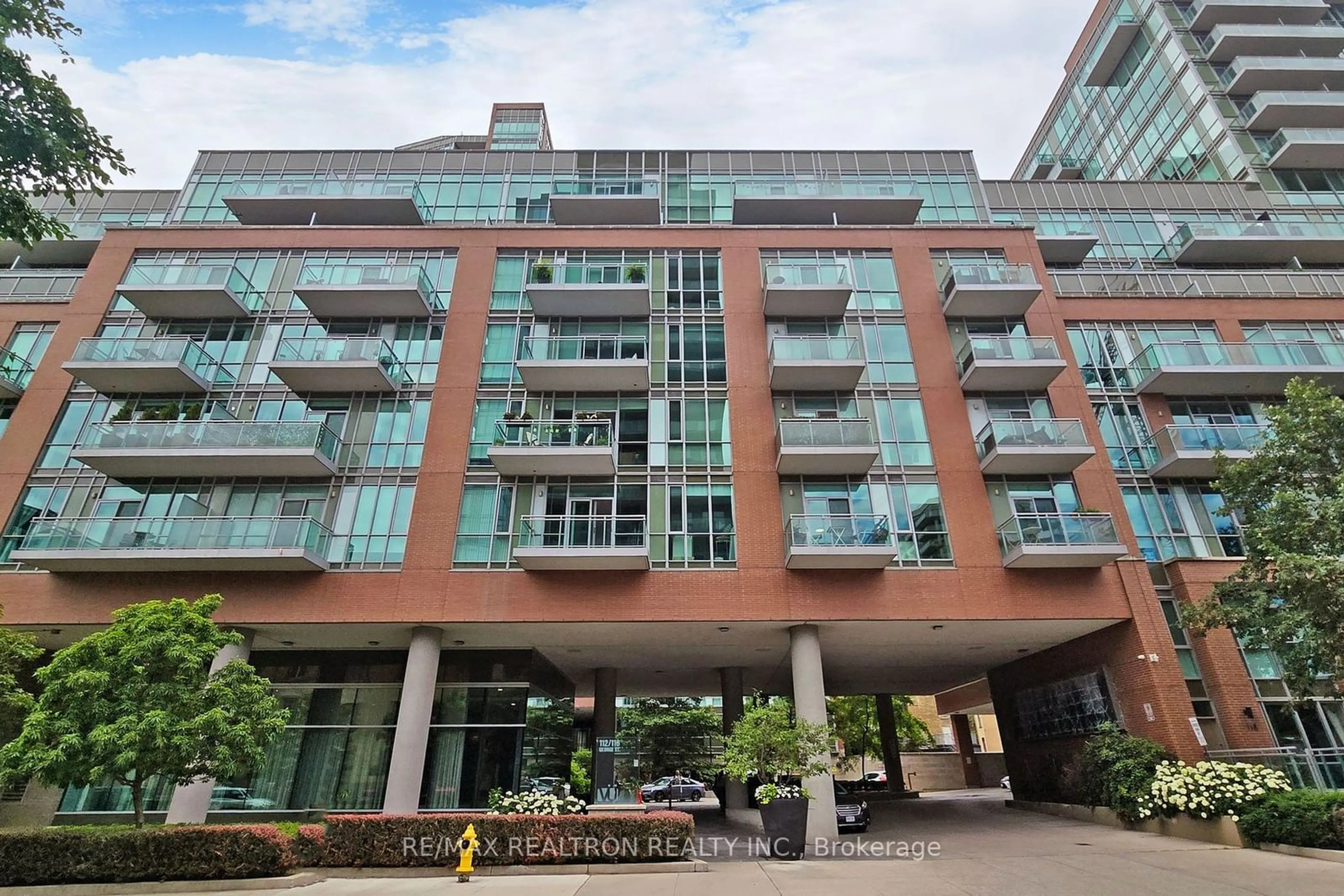 A pic from exterior of the house or condo for 112 George St #S218, Toronto Ontario M5A 2M5