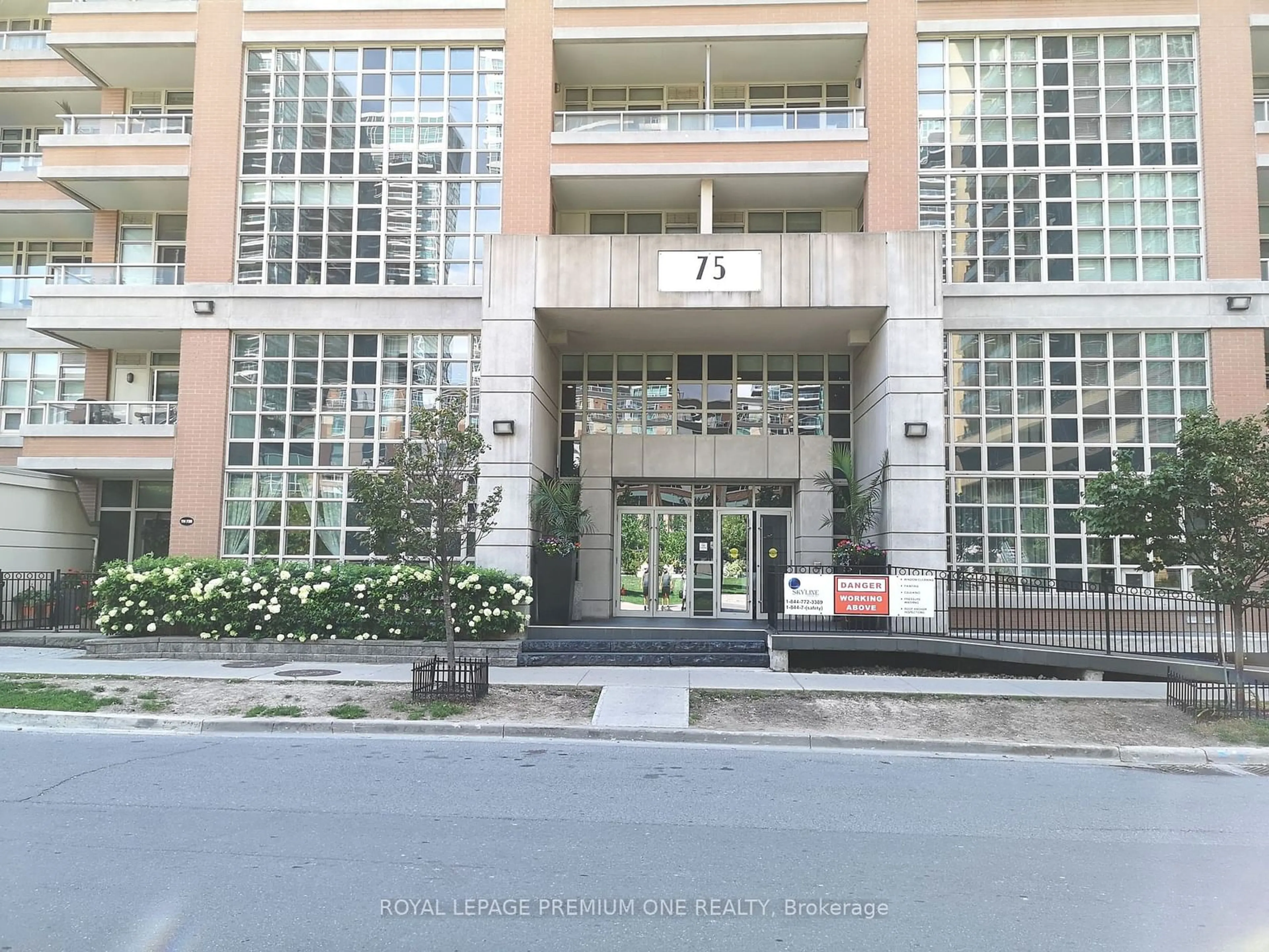 Outside view for 75 East Liberty St #1718, Toronto Ontario M6K 3R3
